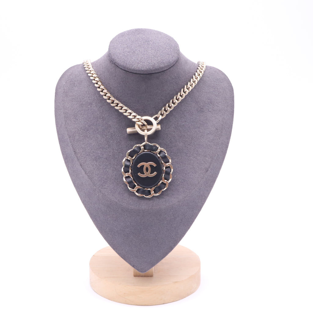 Gold-tone Metal Necklace W22621