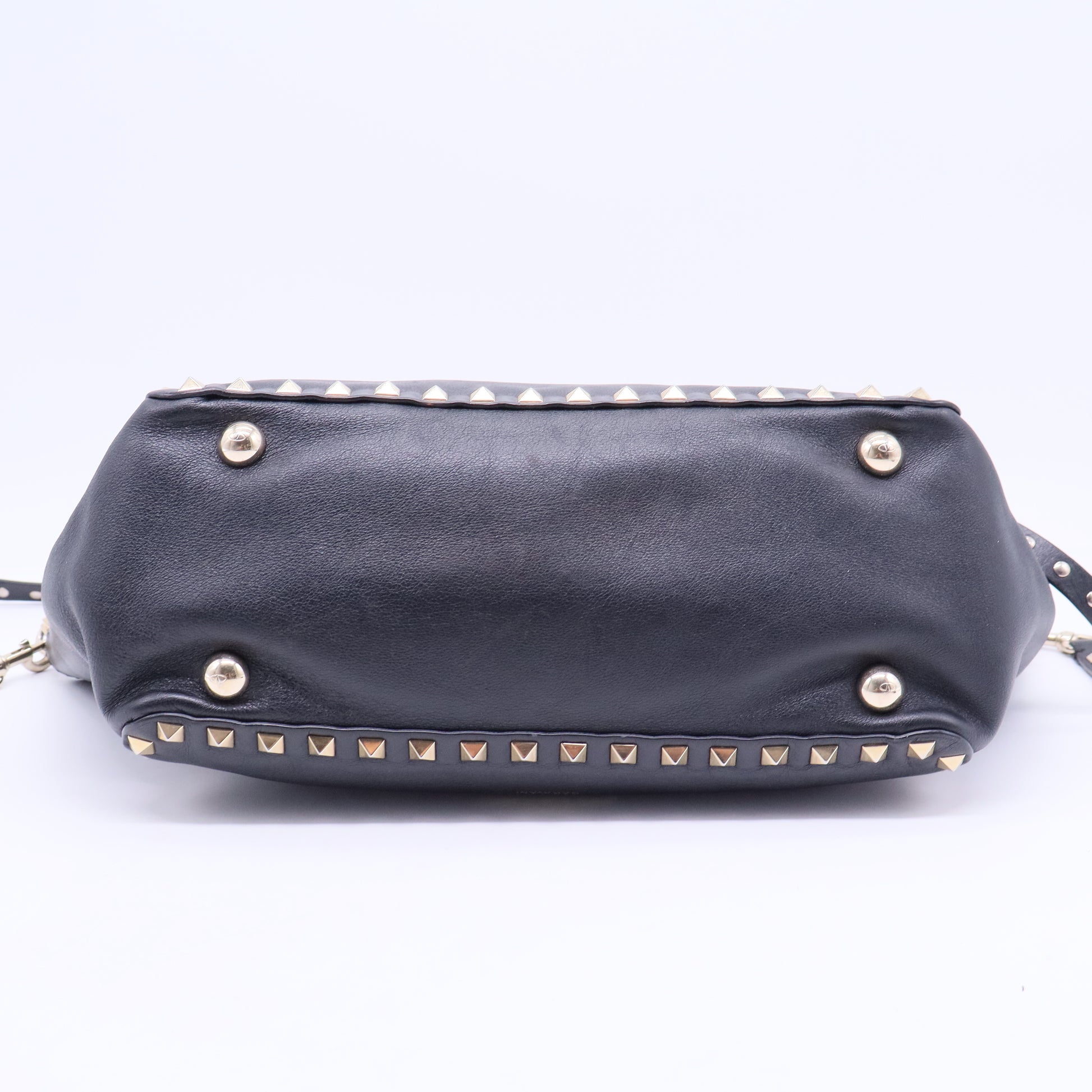 Black Leather Rockstud Trapeze Tote Bag B12324