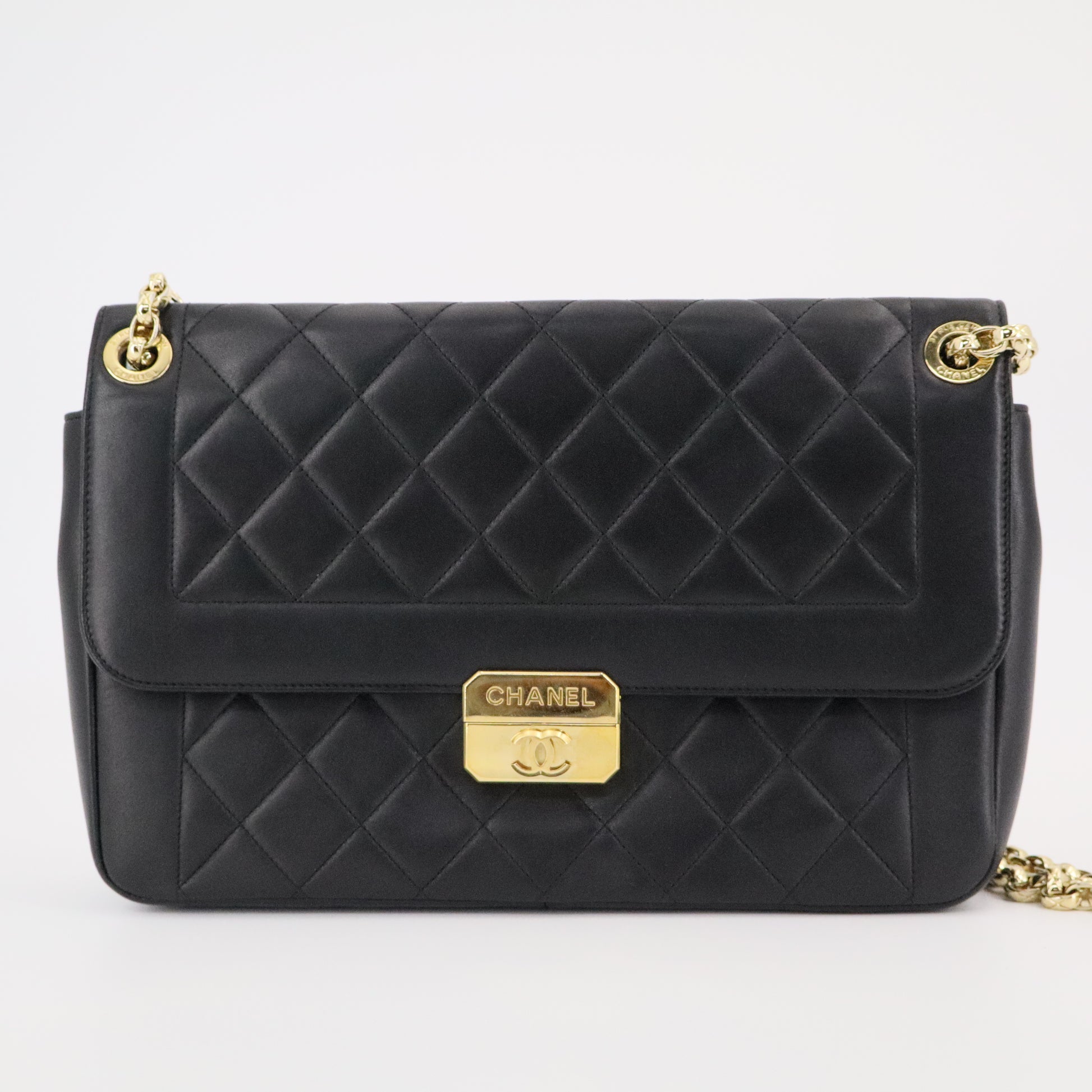 Lambskin Quilted Large Chic With Me Flap Black