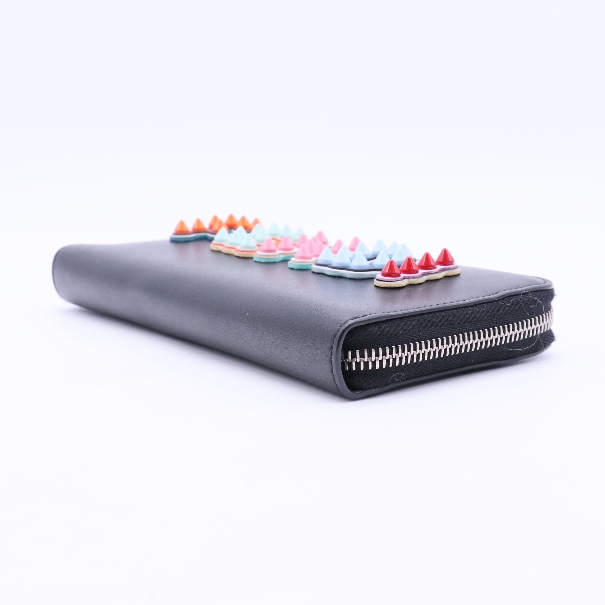 Round zip wallet studded leather black multicolor