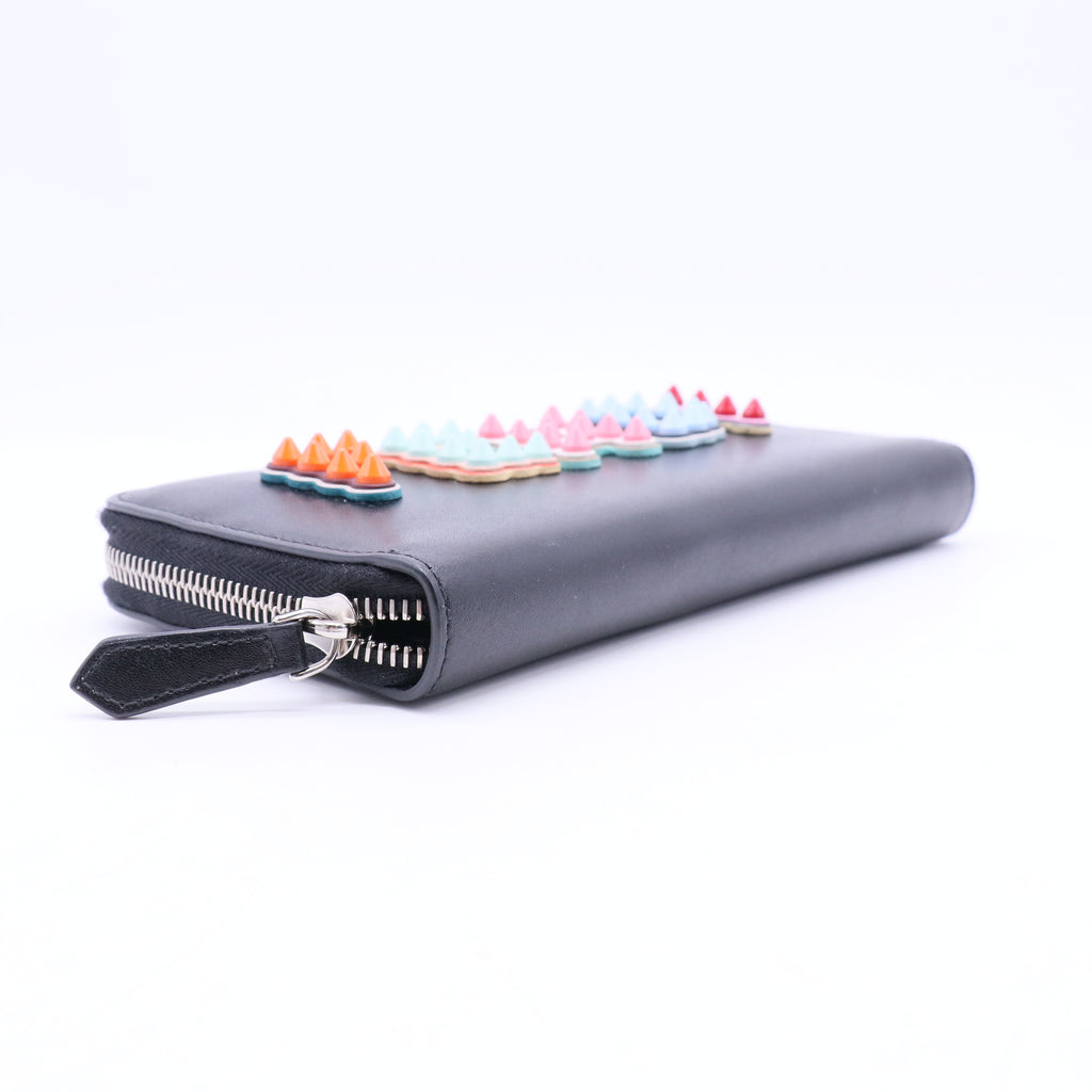 Round zip wallet studded leather black multicolor