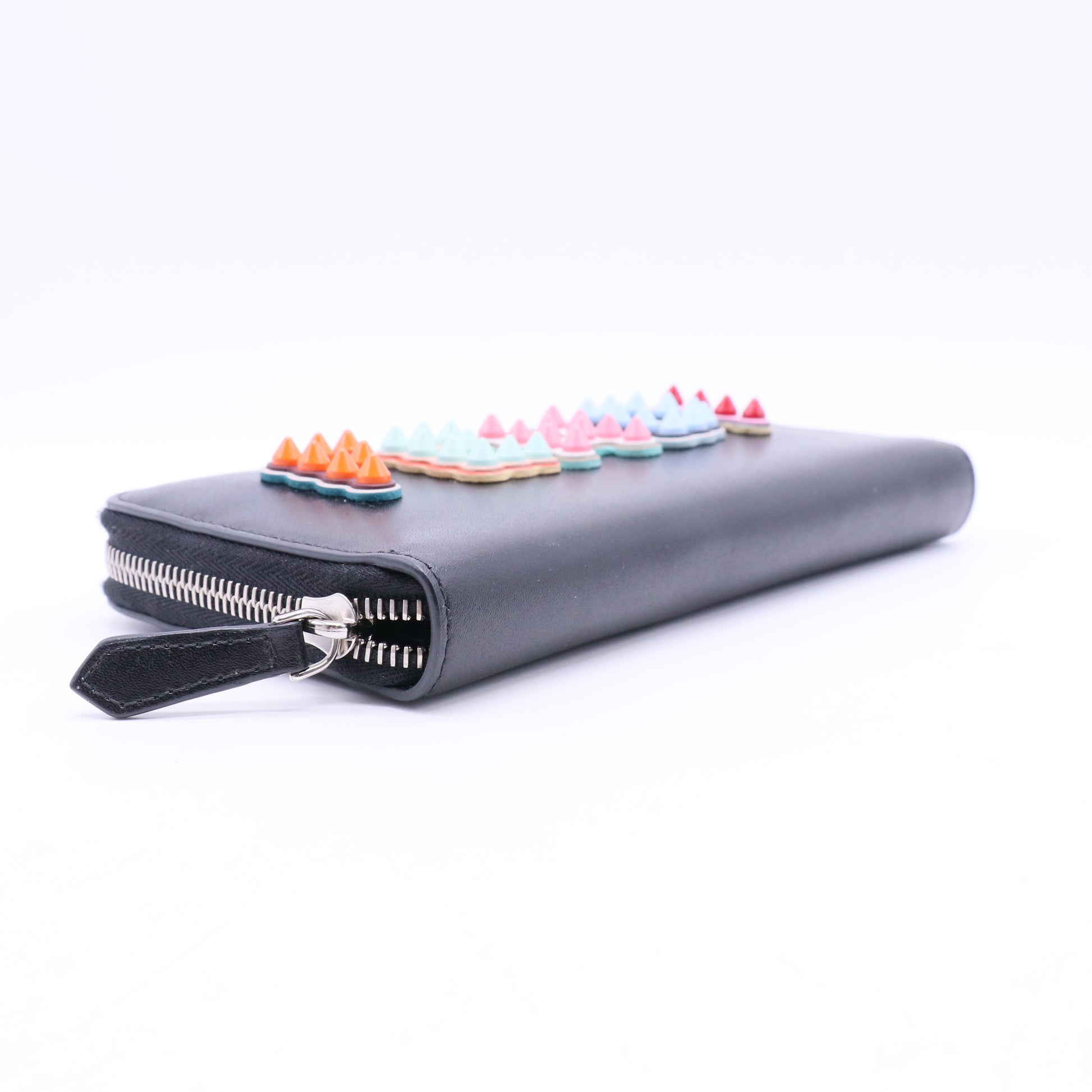 Round zip wallet studded leather black multicolor
