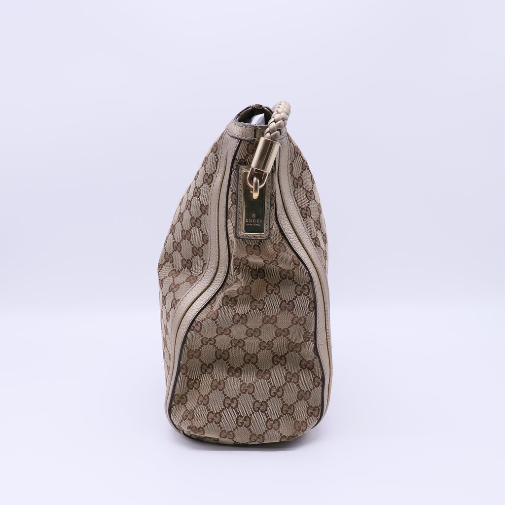 Gucci GG Canvas Bella Hobo Bag B22051