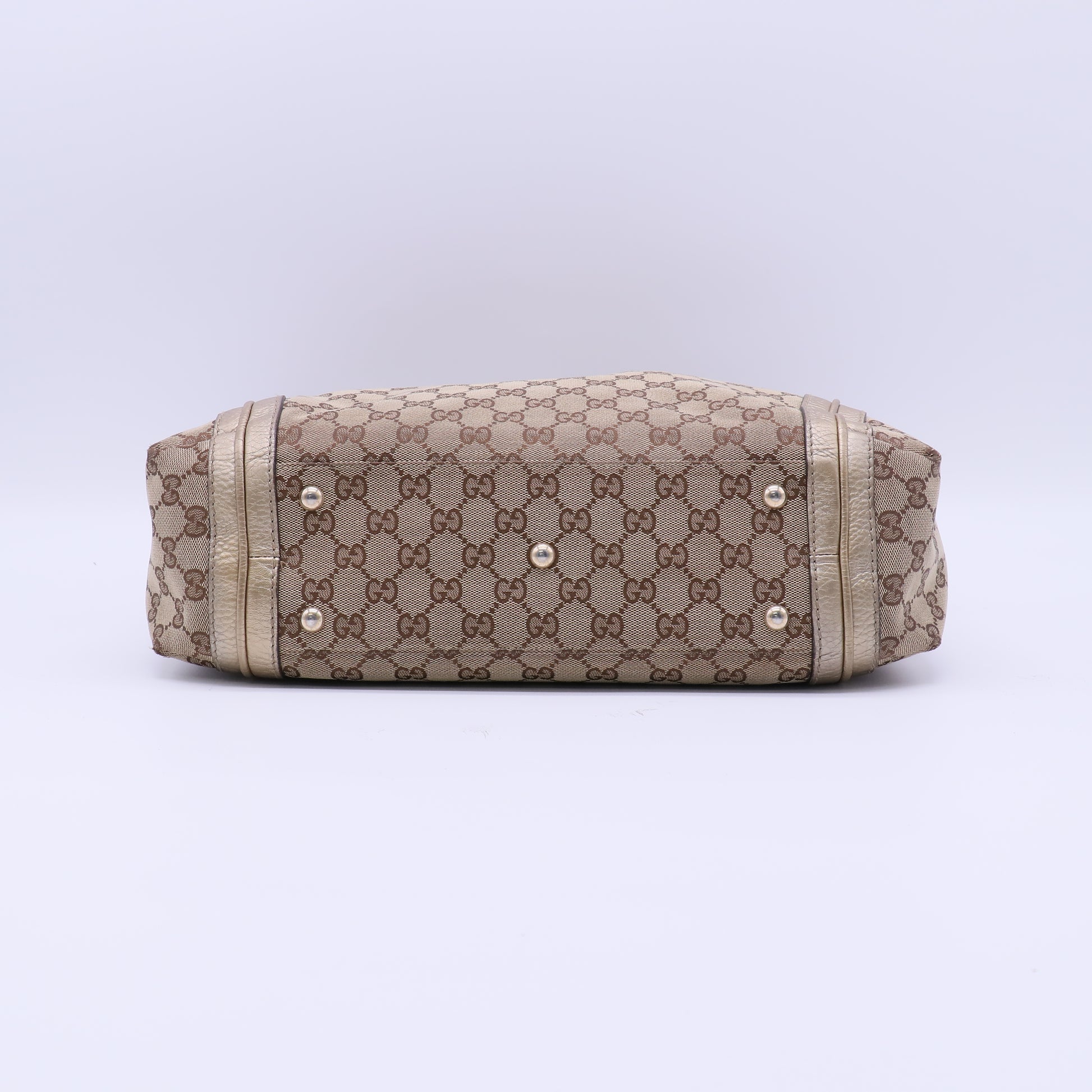 Gucci GG Canvas Bella Hobo Bag B22051