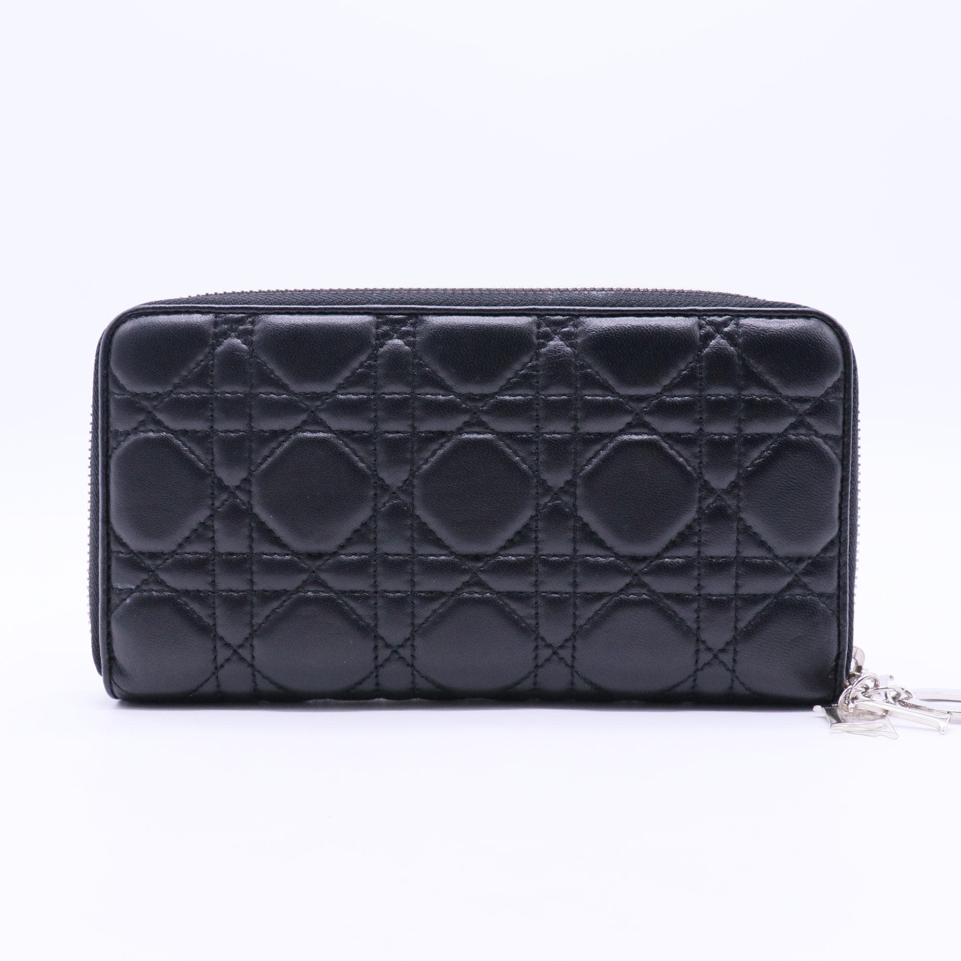 Lady Cannage Round Zip Long Wallet in Black