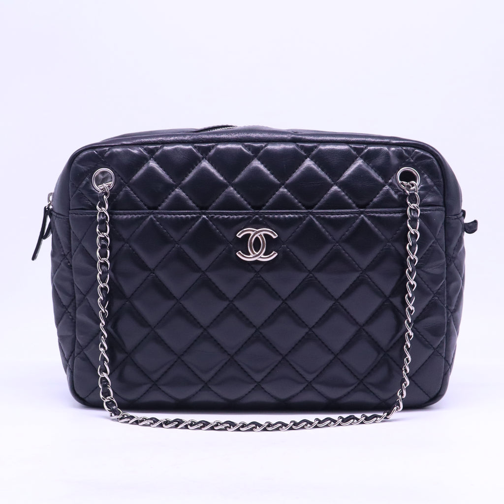 Lambskin Quilted Large Camera Case Navy B21271