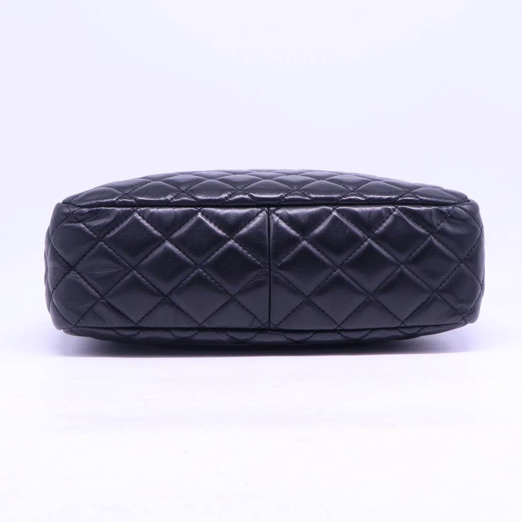 Lambskin Quilted Large Camera Case Navy B21271