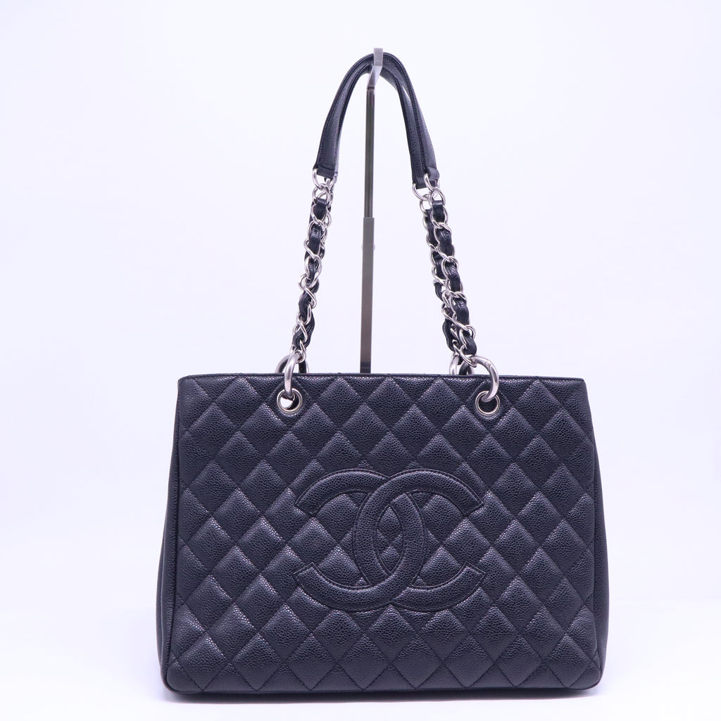 Grand Shopping Tote Quilted Caviar B21245