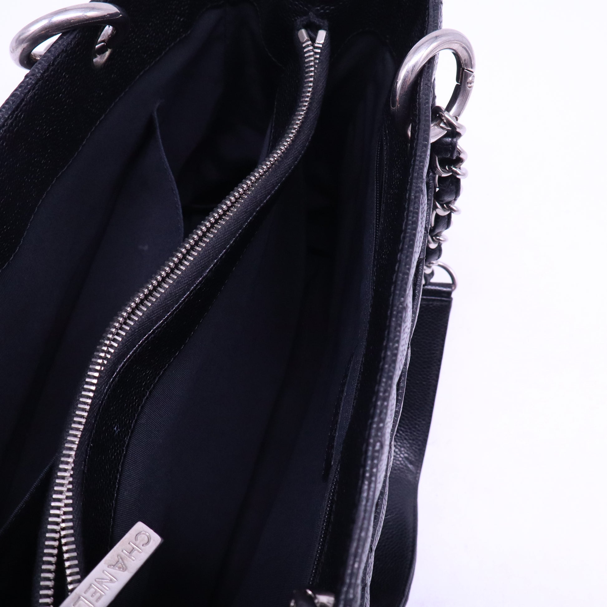 Grand Shopping Tote Quilted Caviar B21245