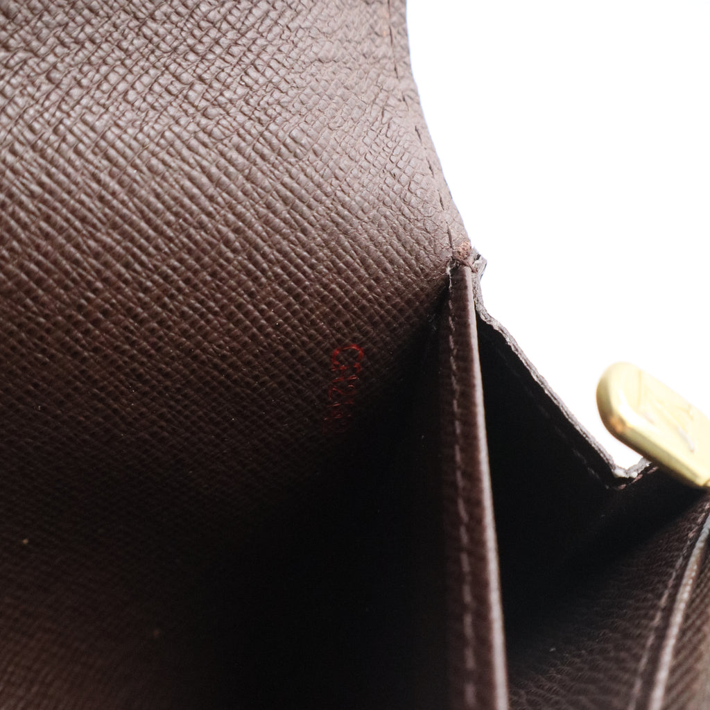 Vintage Damier Ebene Sarah Long Wallet