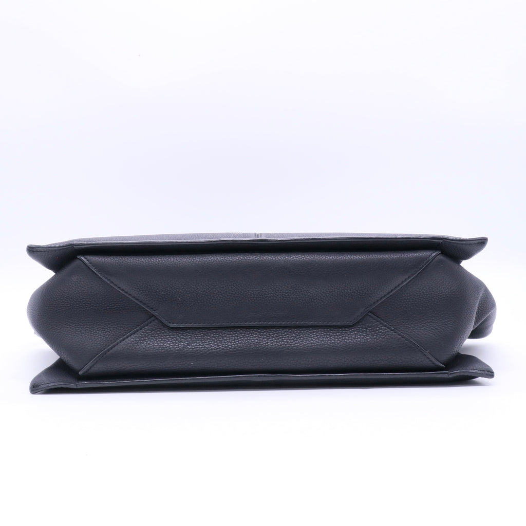 Tri-Fold Shoulder Bag Grained Calfskin Small Twins LDJ3667