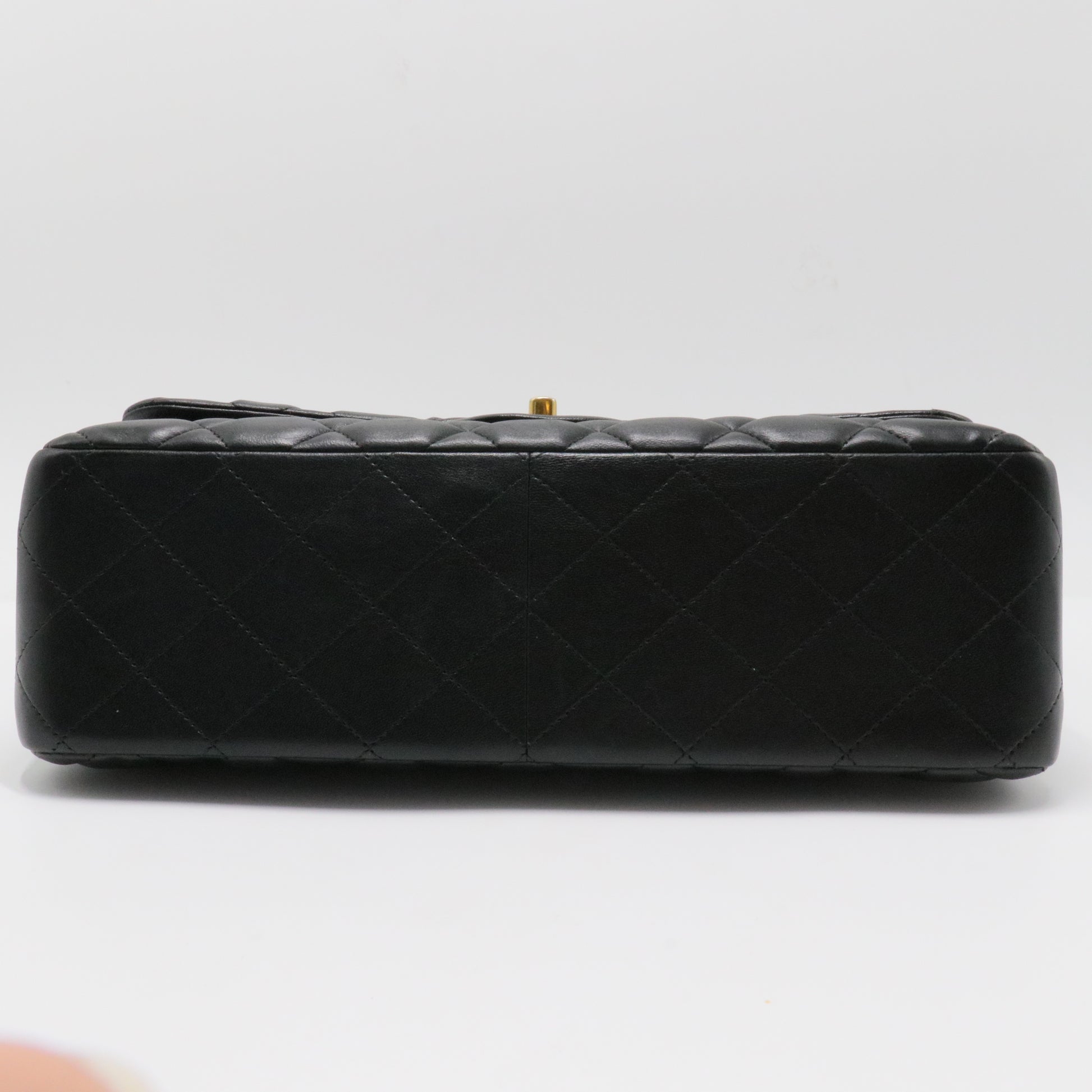 Classic Double Flap Bag Quilted Lambskin Jumbo