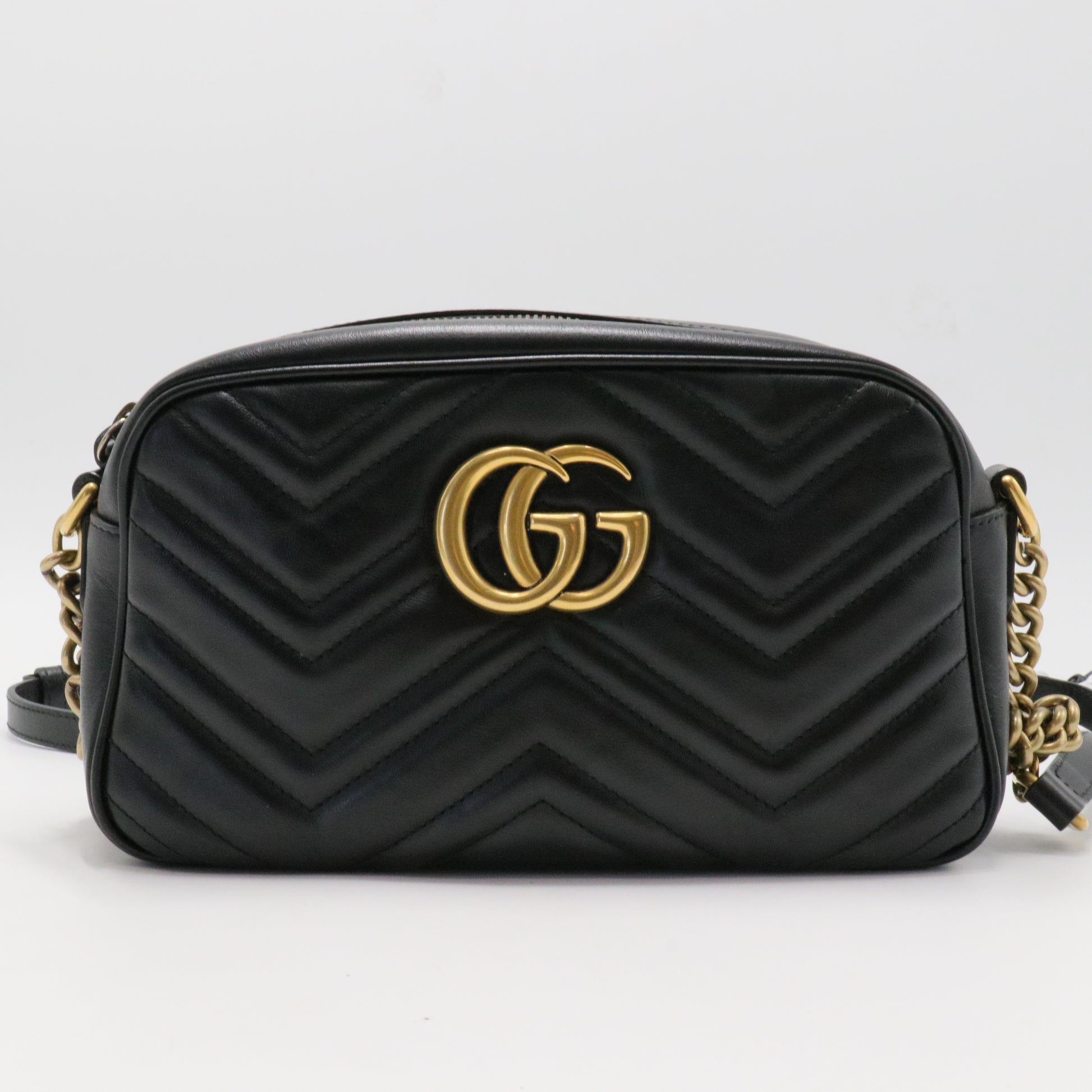 GG Marmont Shoulder Bag Matelasse Leather Small