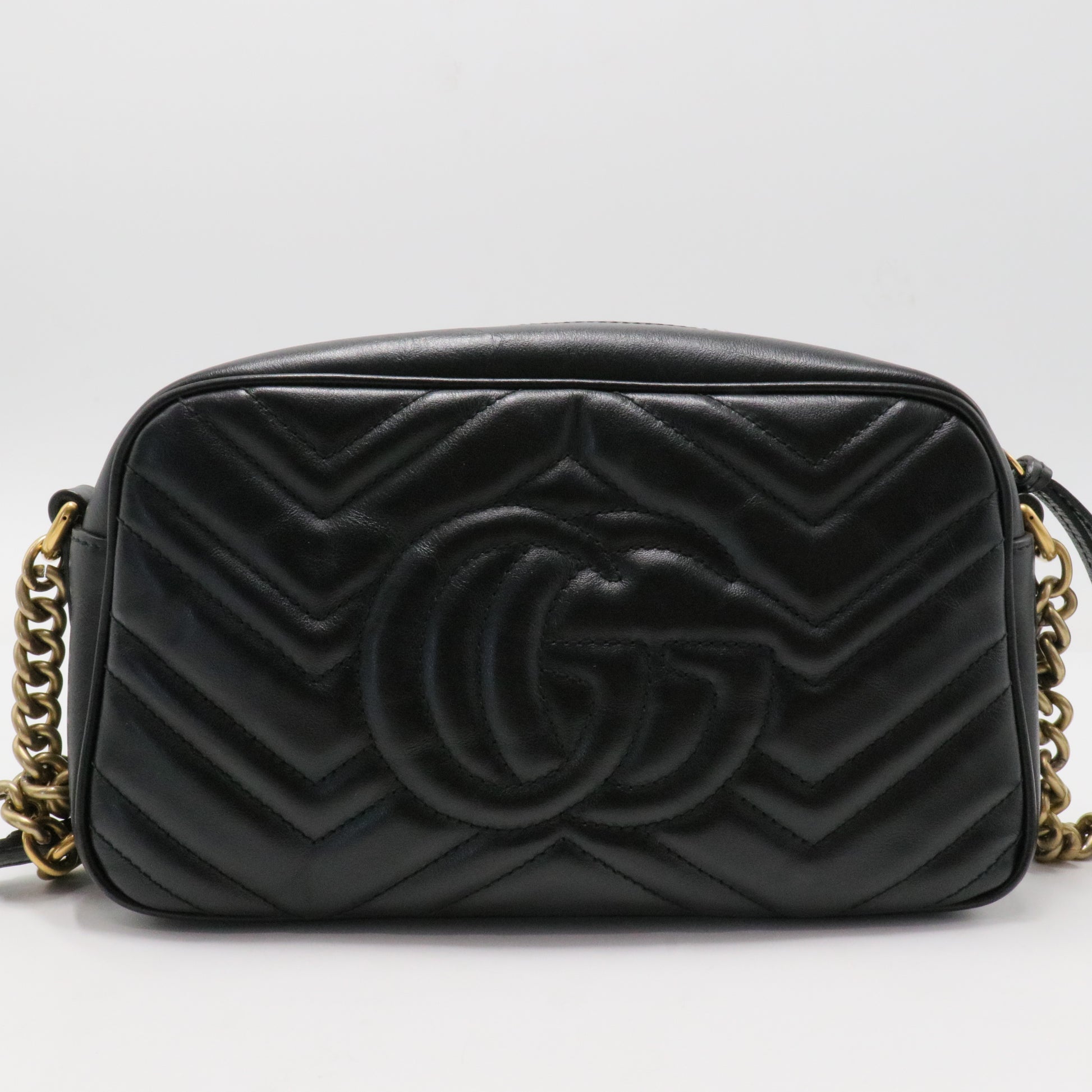 GG Marmont Shoulder Bag Matelasse Leather Small