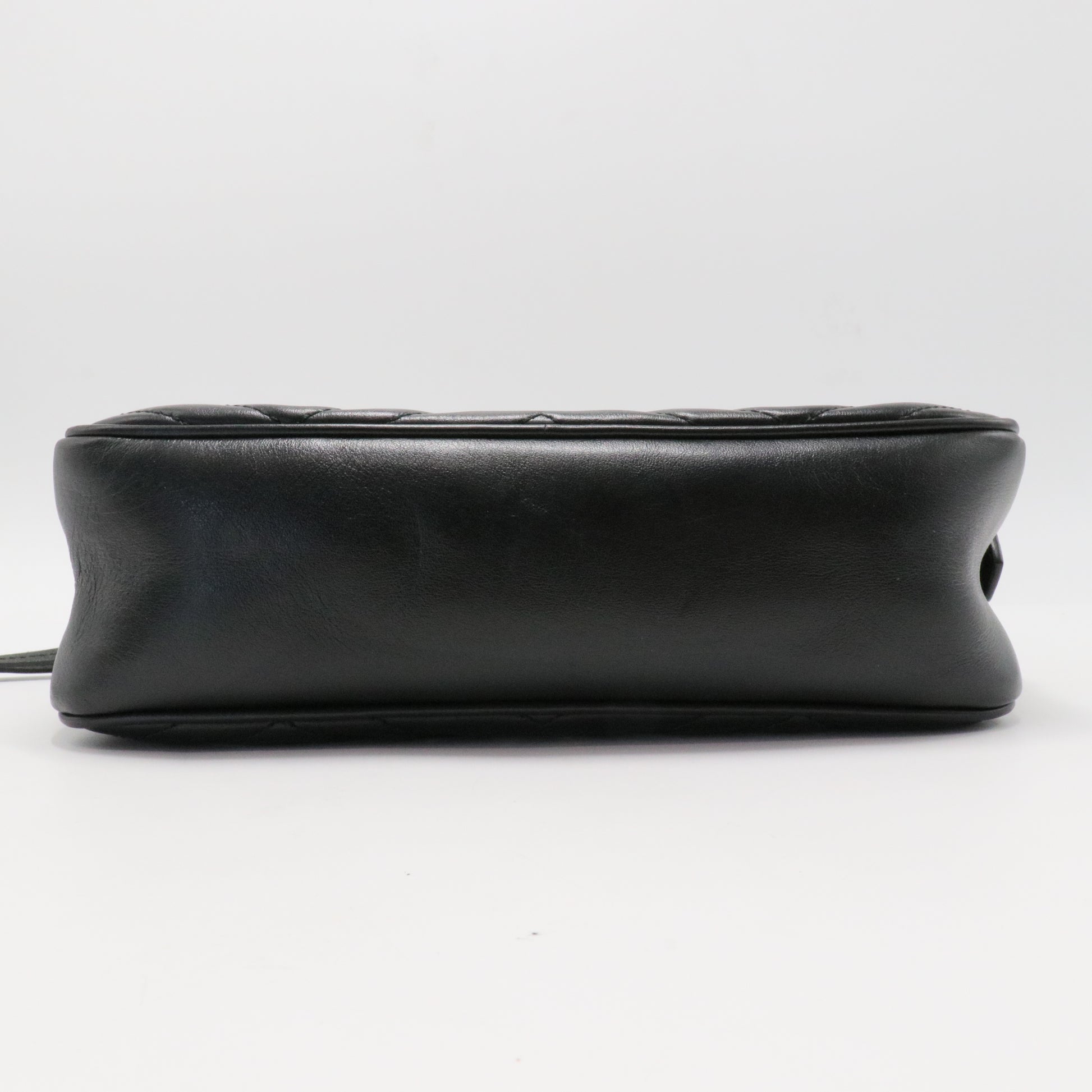 GG Marmont Shoulder Bag Matelasse Leather Small