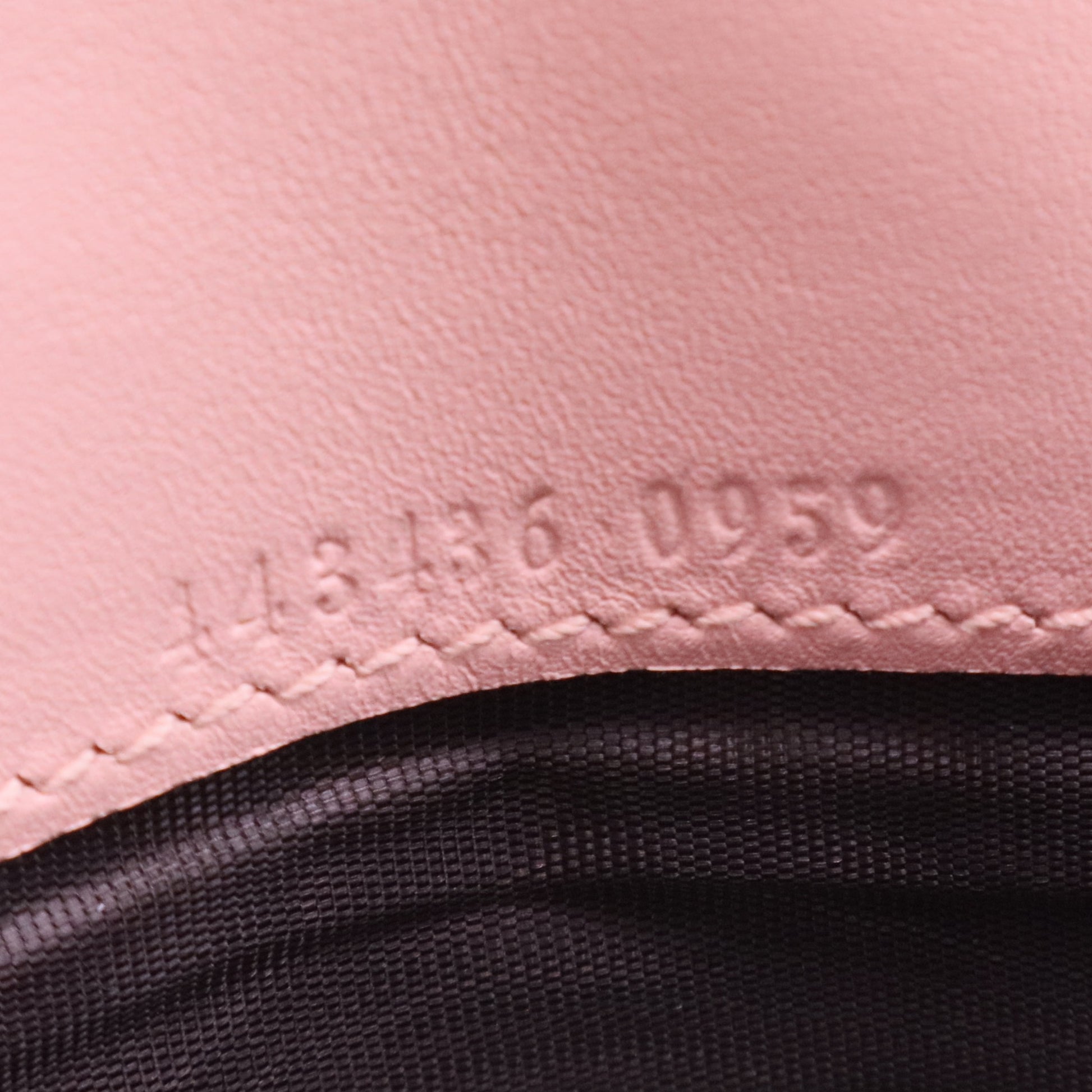 GUCCI Authentic GG Marmont Dusty Pink Leather Continental Flap Wallet with Gold-Tone Hardware Quilted Chevron Pattern twins