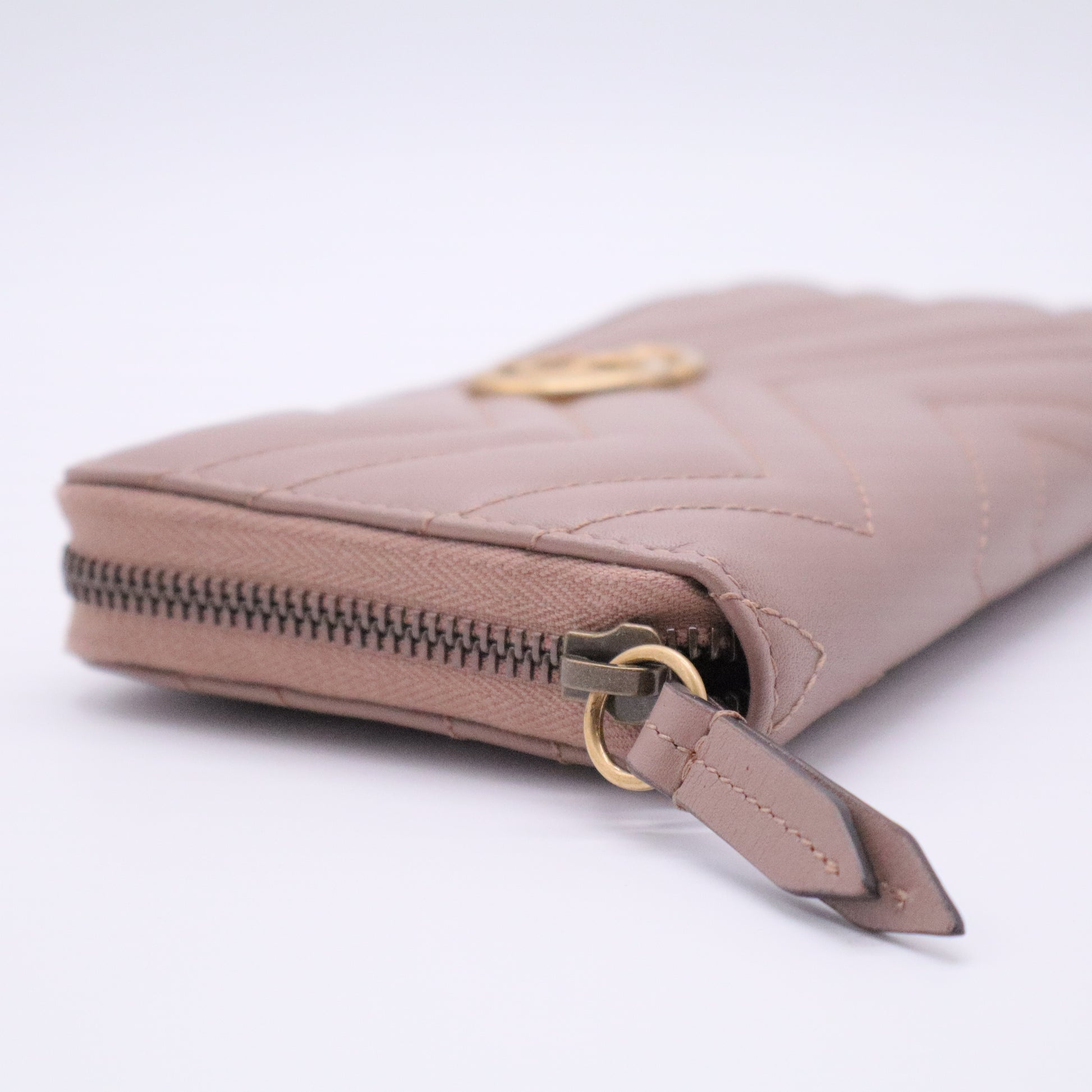 Calfskin Matelasse GG Marmont Zip Around Wallet