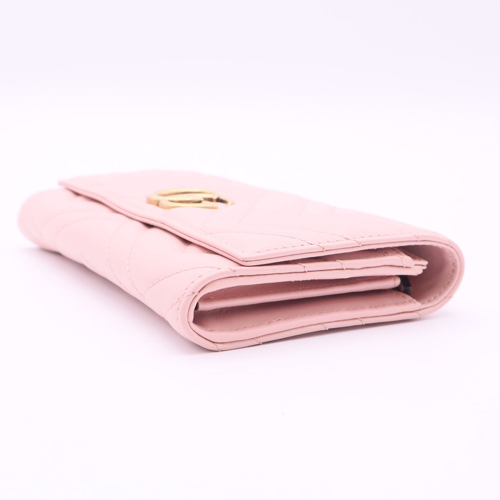 GUCCI Authentic GG Marmont Dusty Pink Leather Continental Flap Wallet with Gold-Tone Hardware Quilted Chevron Pattern twins