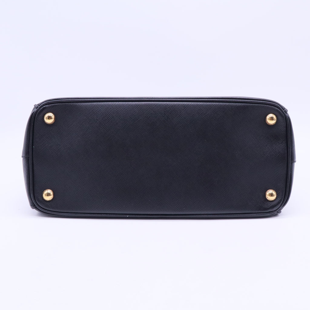 Black Galleria Saffiano Leather Large