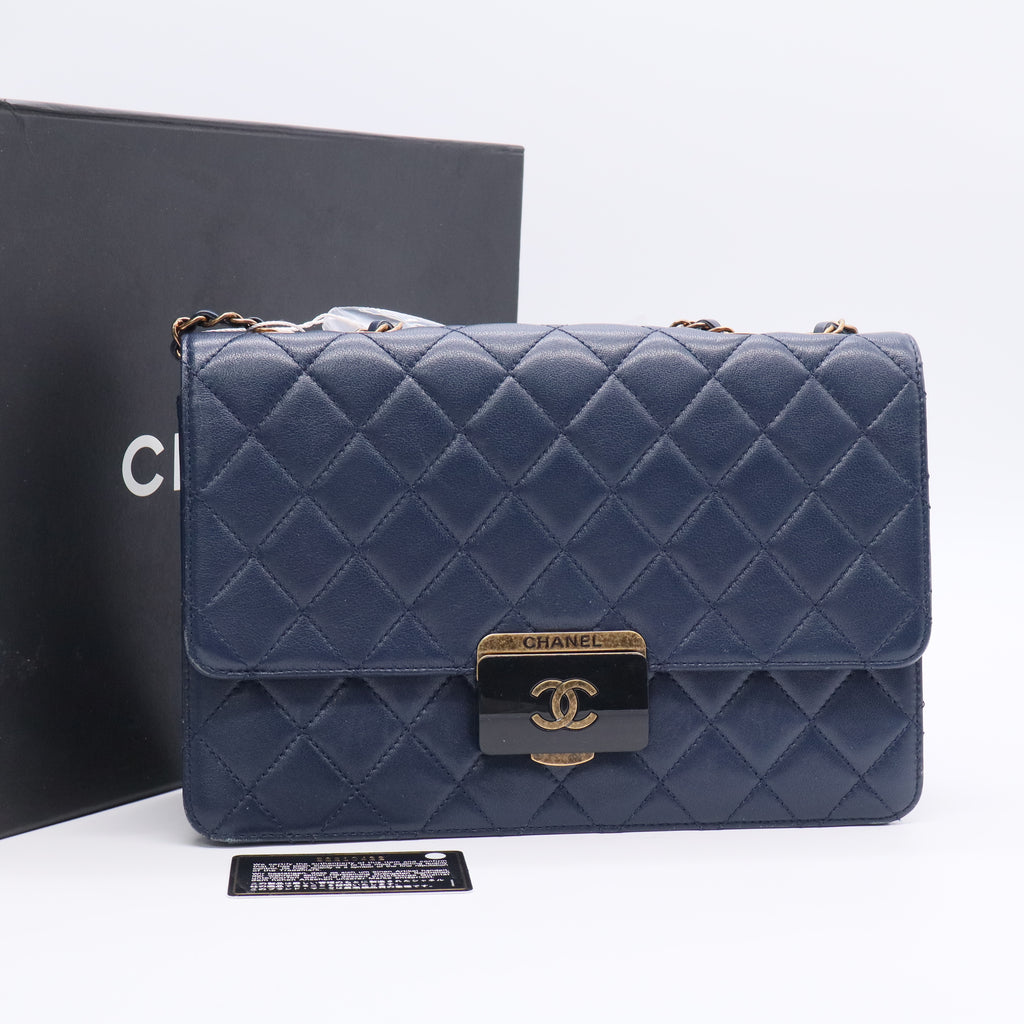 Beauty Lock Flap Bag Quilted Sheepskin Large Twins LDJ3041