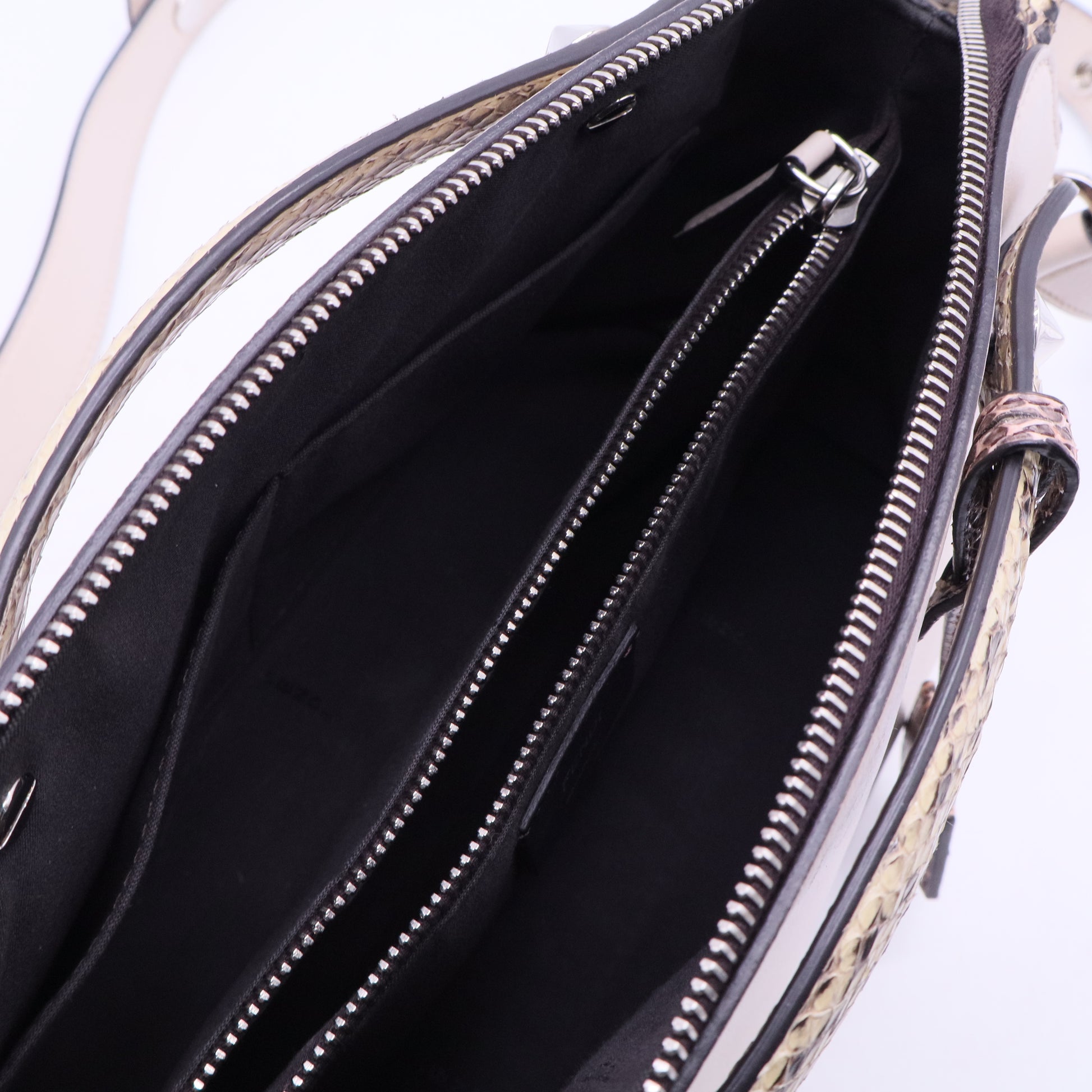 Vitello Dolce Elaphe Medium By The Way Boston Bag B20198