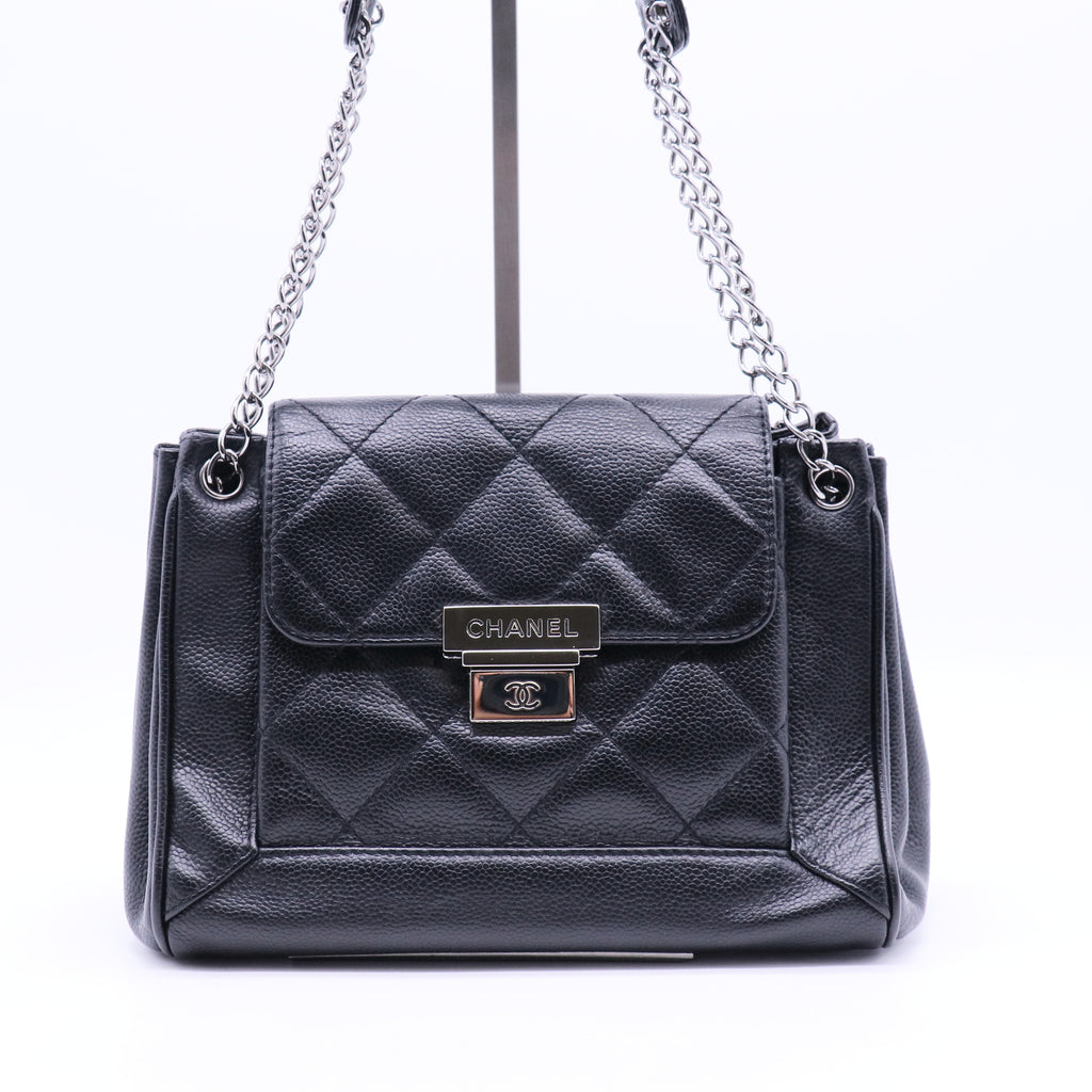 Accordion Push Lock Flap Bag Quilted Caviar Small