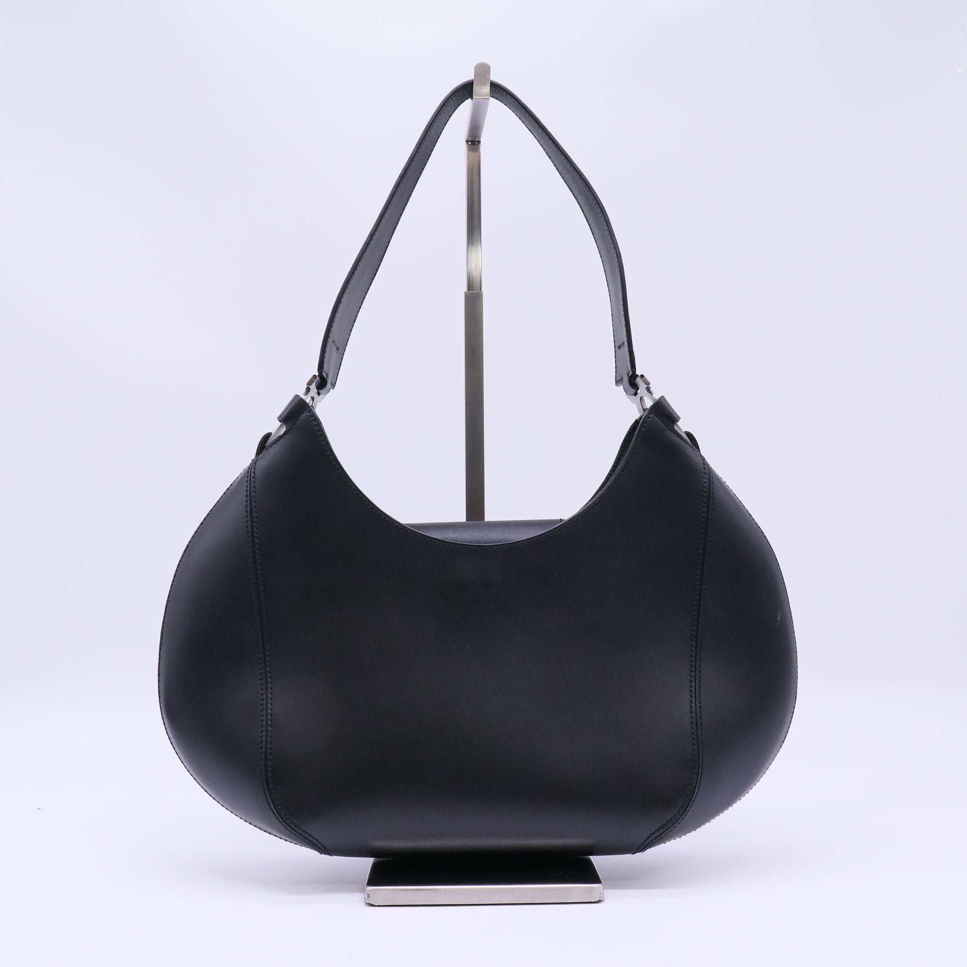 Salvatore Ferragamo Leather Shoulder Bag B22474