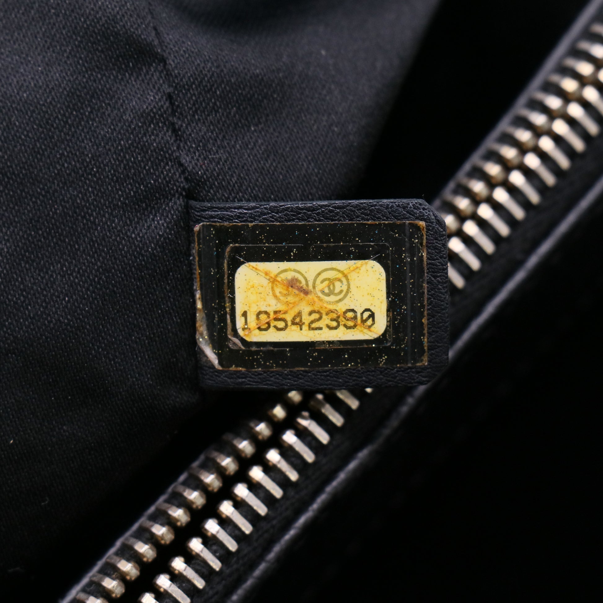 Chanel Caviar Quilted Grand Shopping Tote B23571