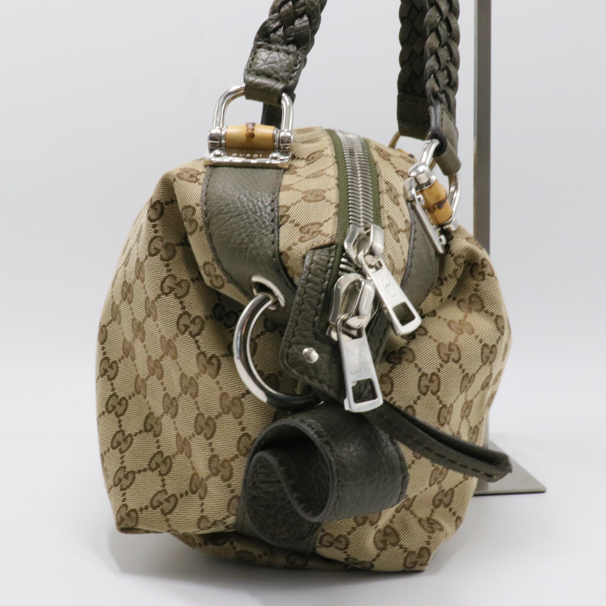 Bamboo Bar Shoulder Bag GG Canvas Medium