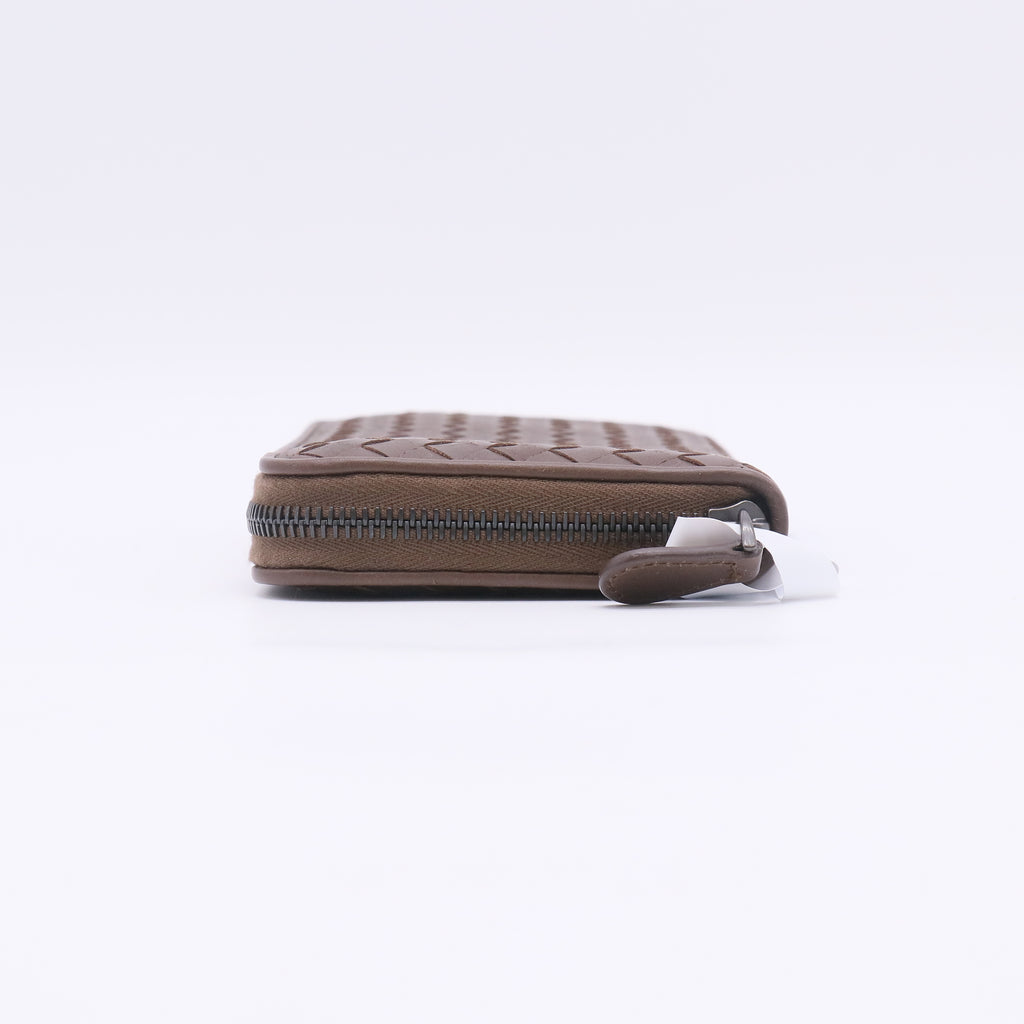 Intrecciato Weave Leather Continental Wallet W22697