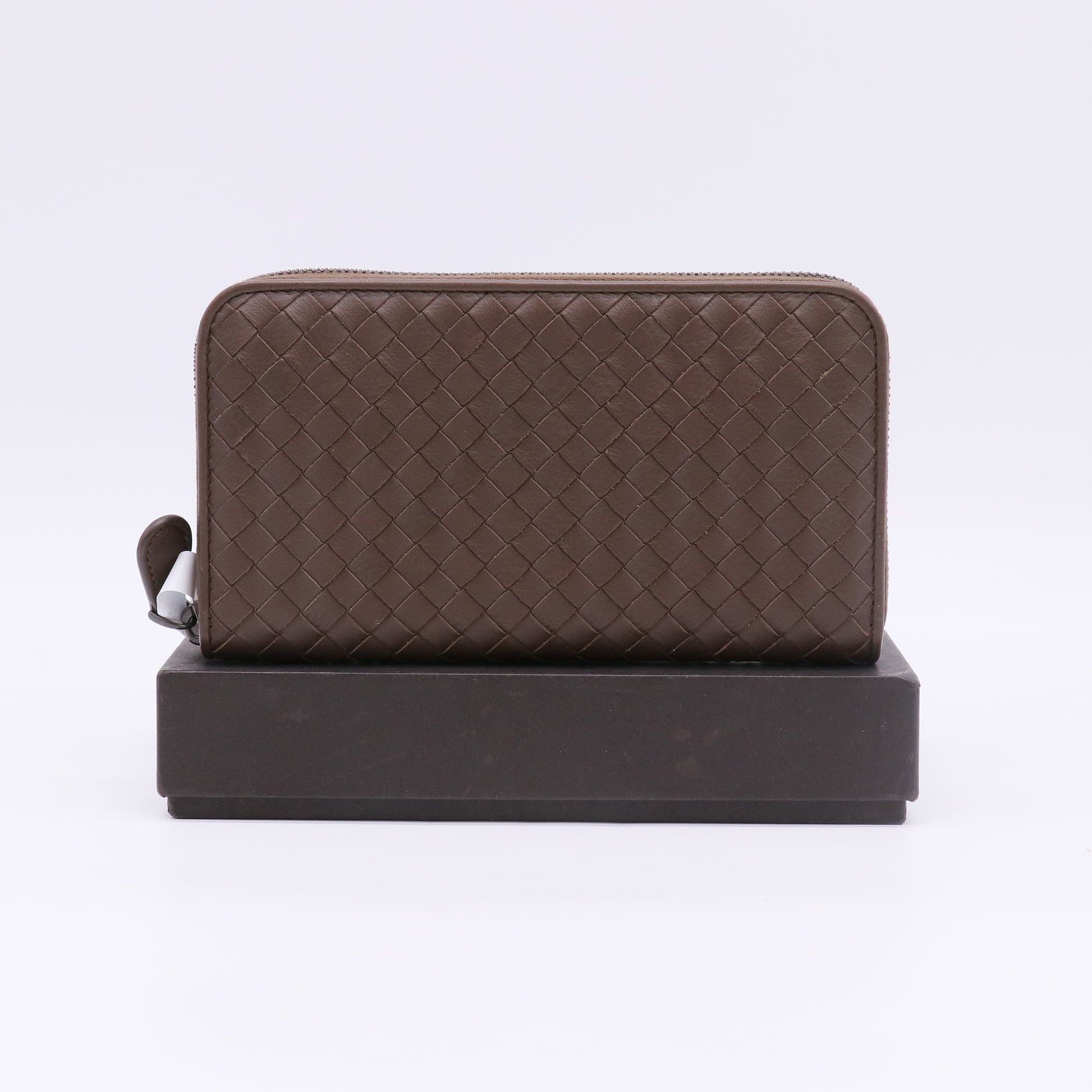 Intrecciato Weave Leather Continental Wallet W22697