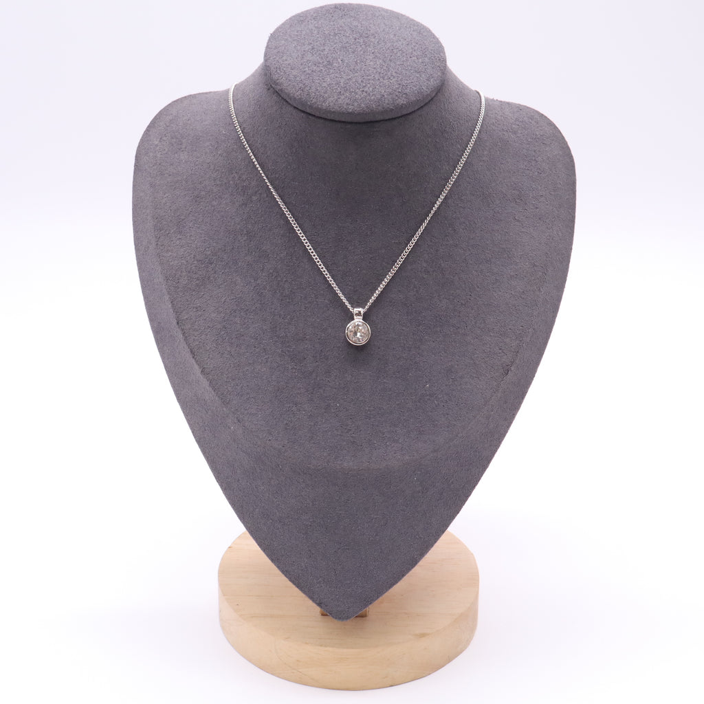 Christian Dior Vintage Silver-Tone Bezel-Set Rhinestone Solitaire Pendant Necklace twins LDJ4990
