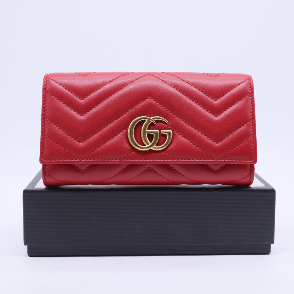 GG Marmont Continental Wallet in Red Soft Leather W20357