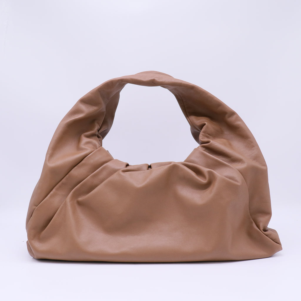 Bottega Veneta Leather Shoulder Pouch B22434