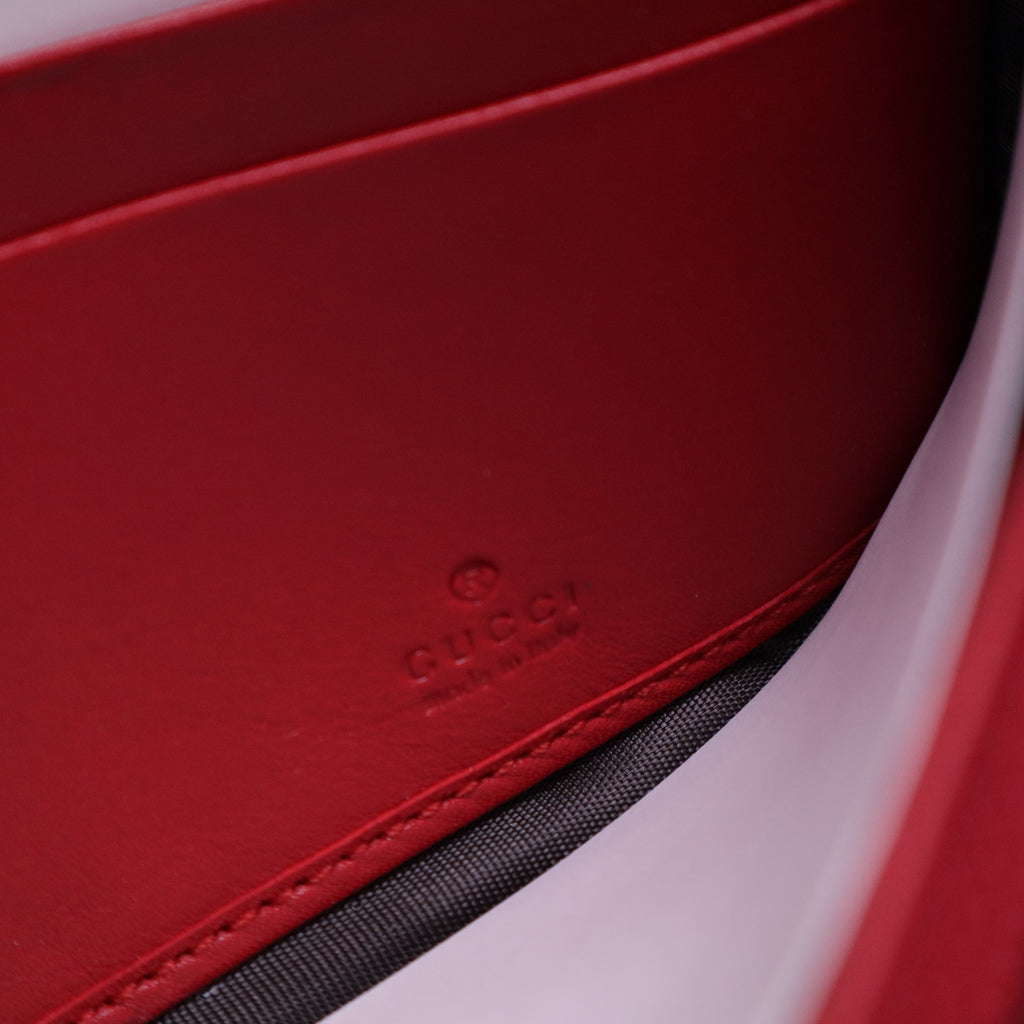 GG Marmont Continental Wallet in Red Soft Leather W20357