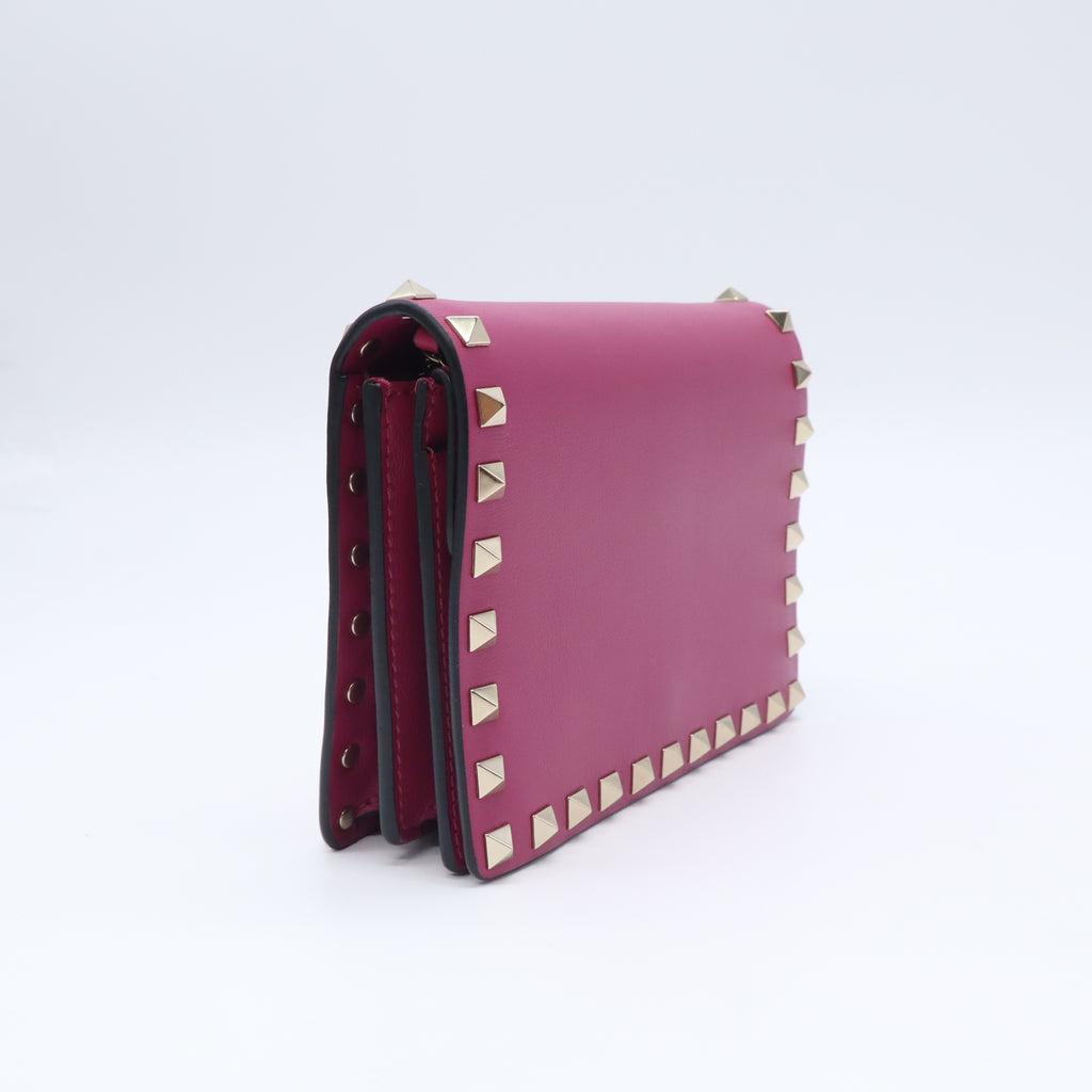 Valentino Rockstud Clutch B24043