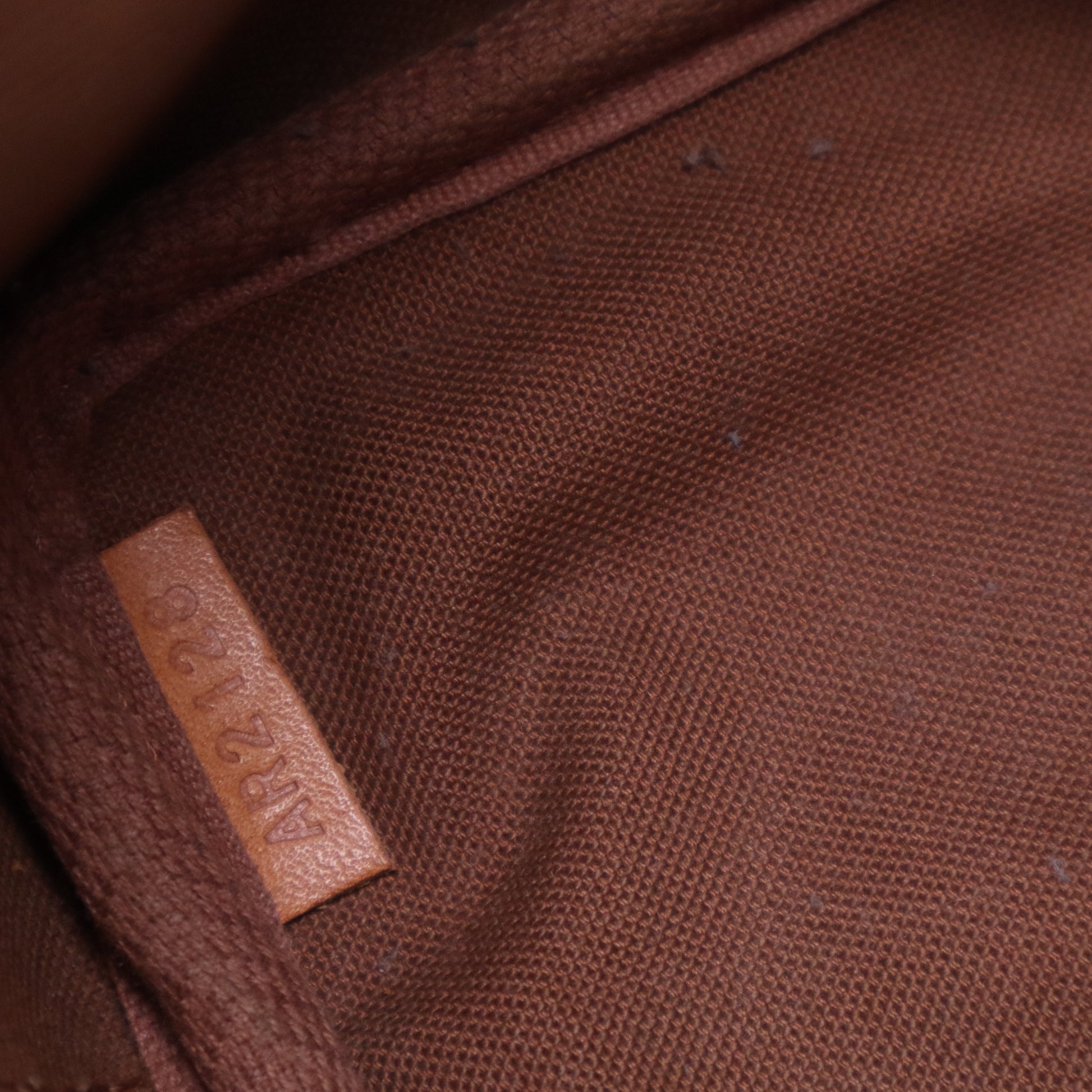 Noe Handbag Monogram Canvas Nano B21045