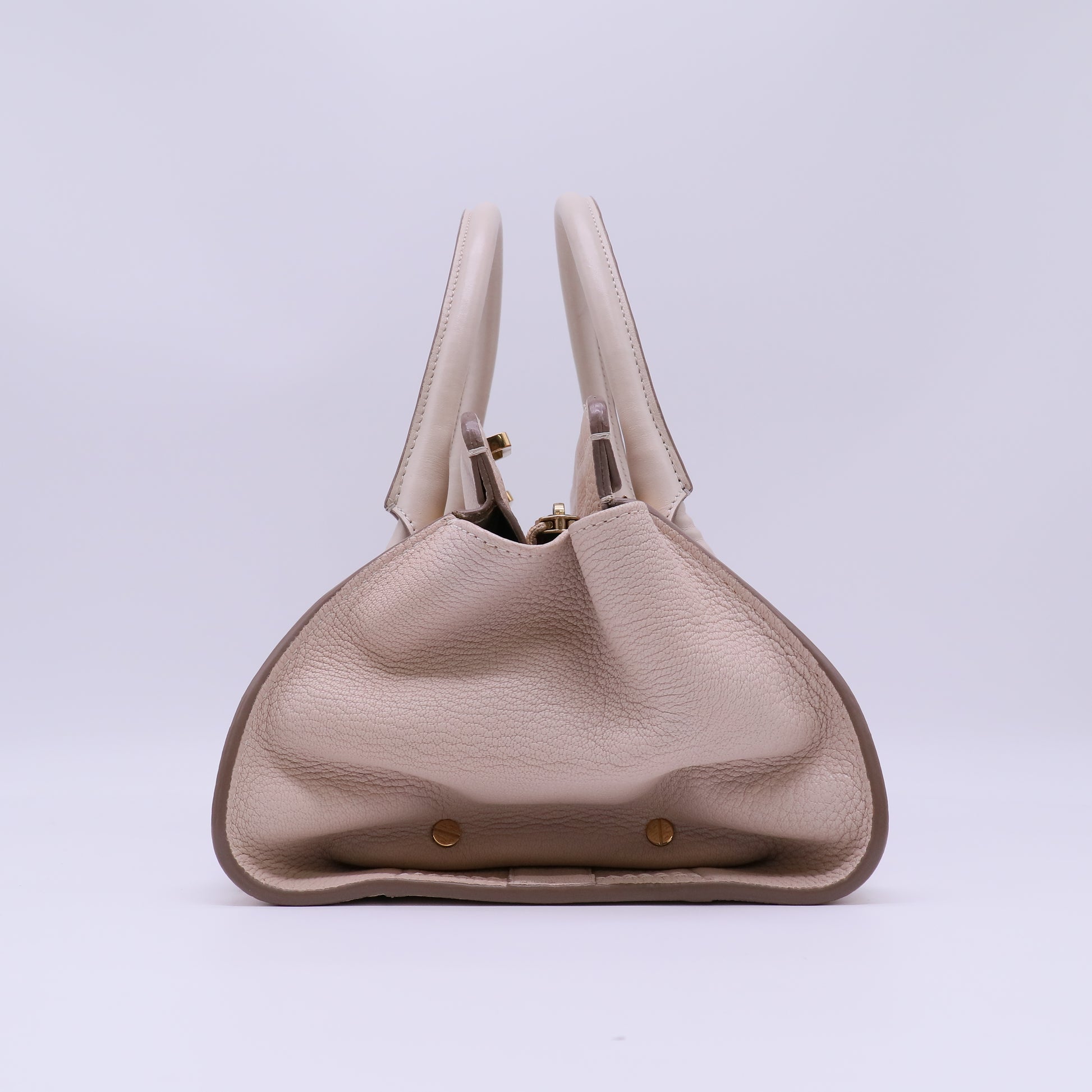 Medium Everston Bag B21701