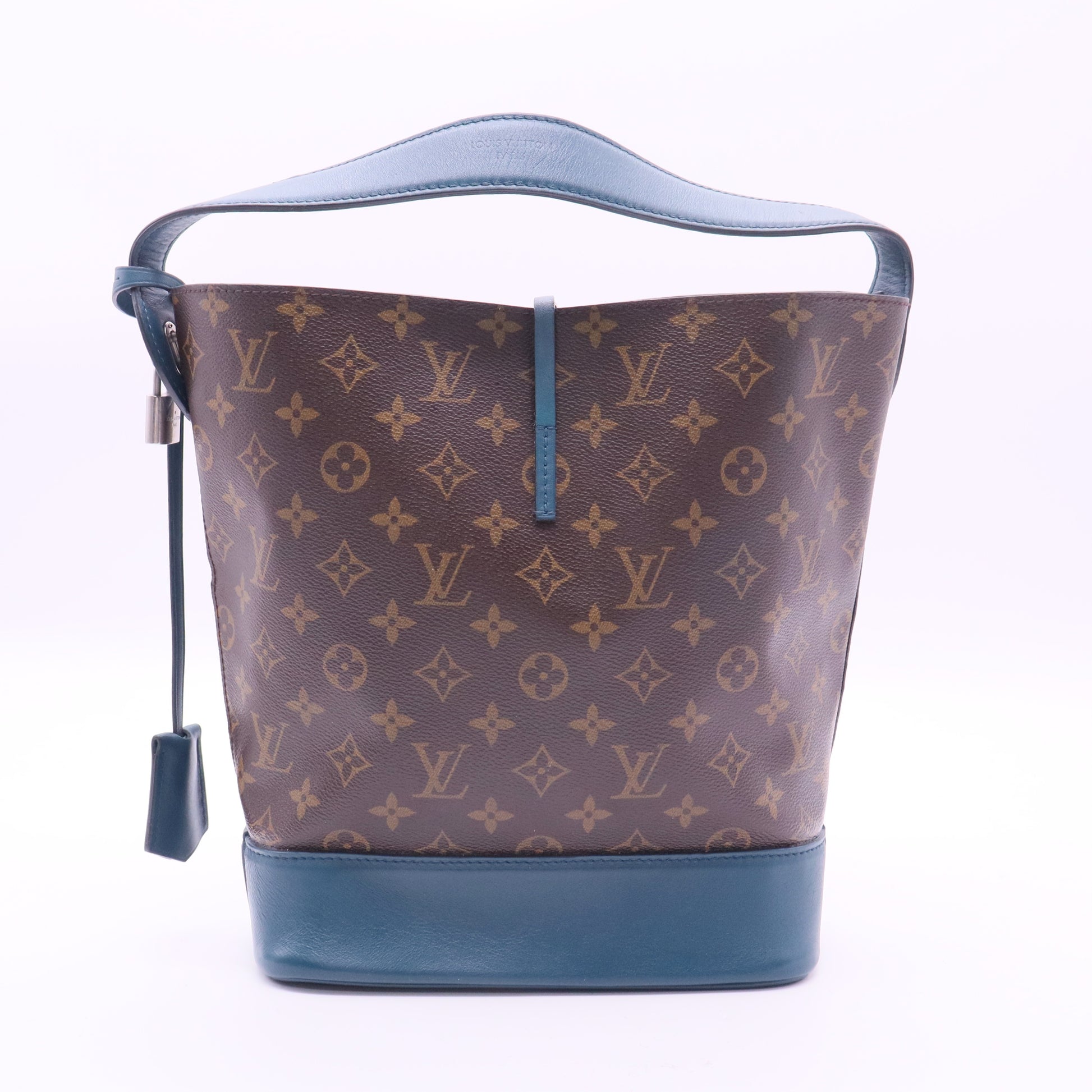 NN14 Idole Bucket Bag Monogram Canvas and Leather PM twins