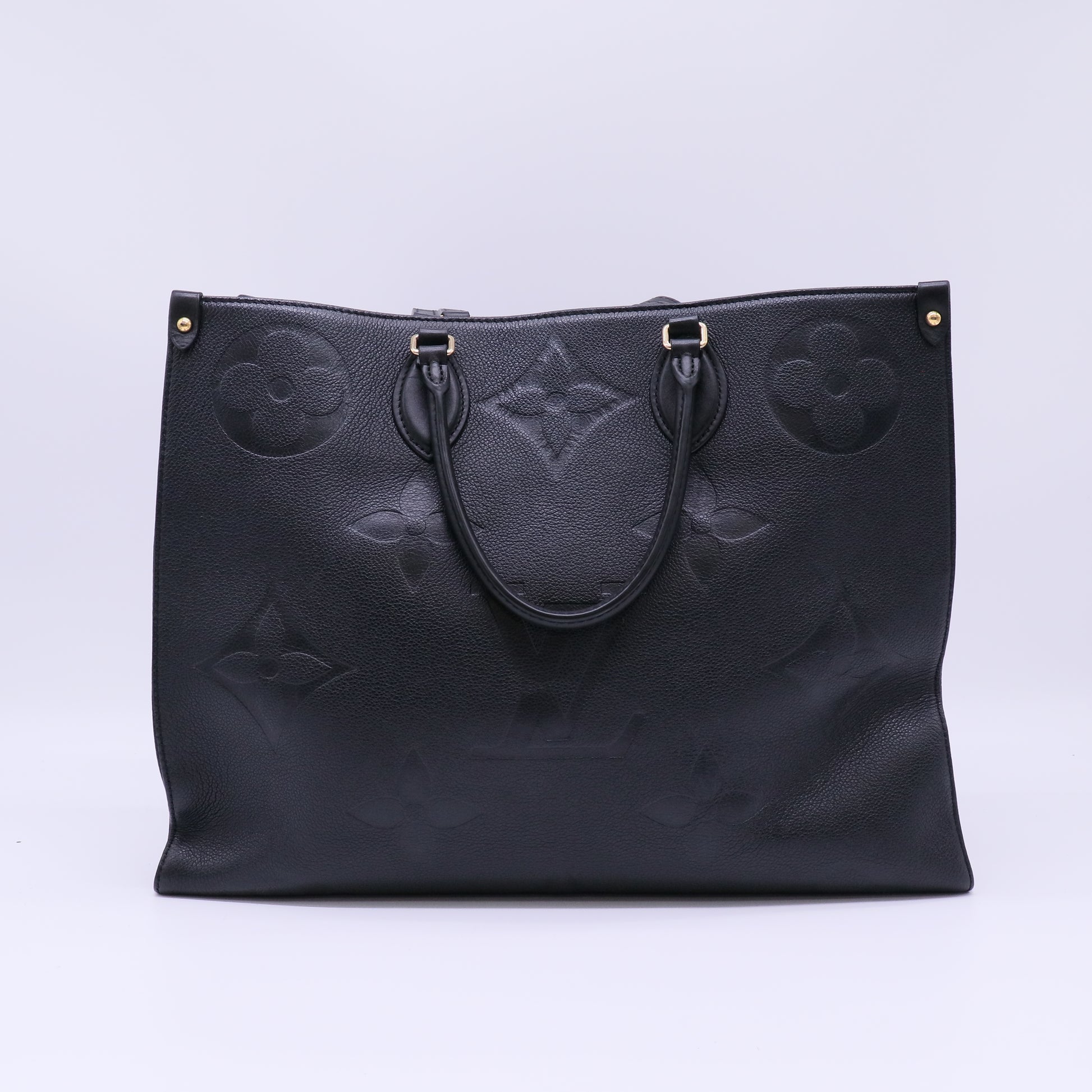 Louis Vuitton OnTheGo GM B22330