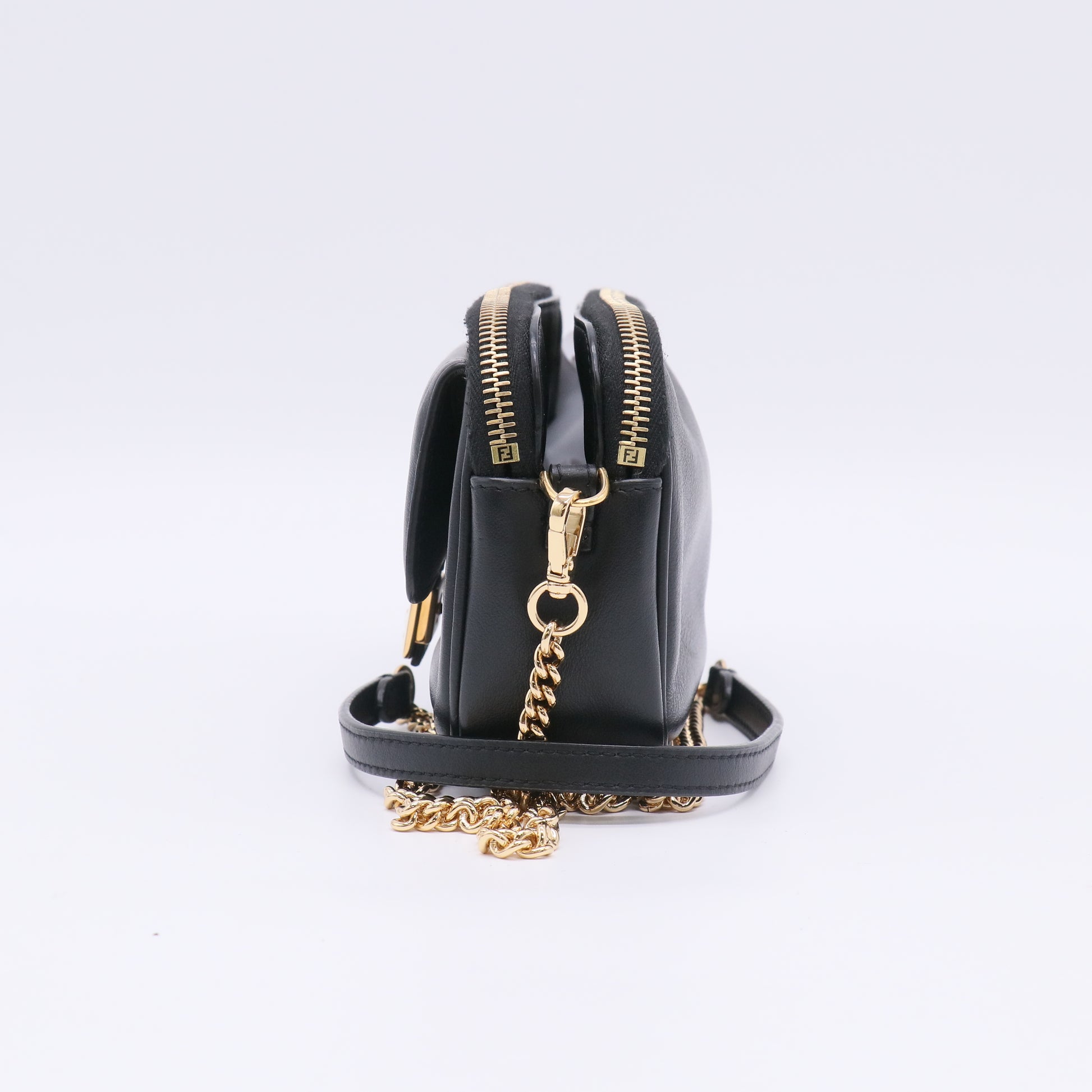 Fendi Easy 2 Baguette Bag B23406