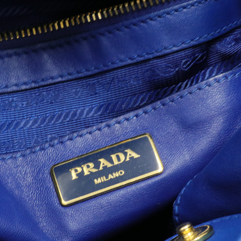 Convertible Bow Tie Shoulder Bag Tessuto