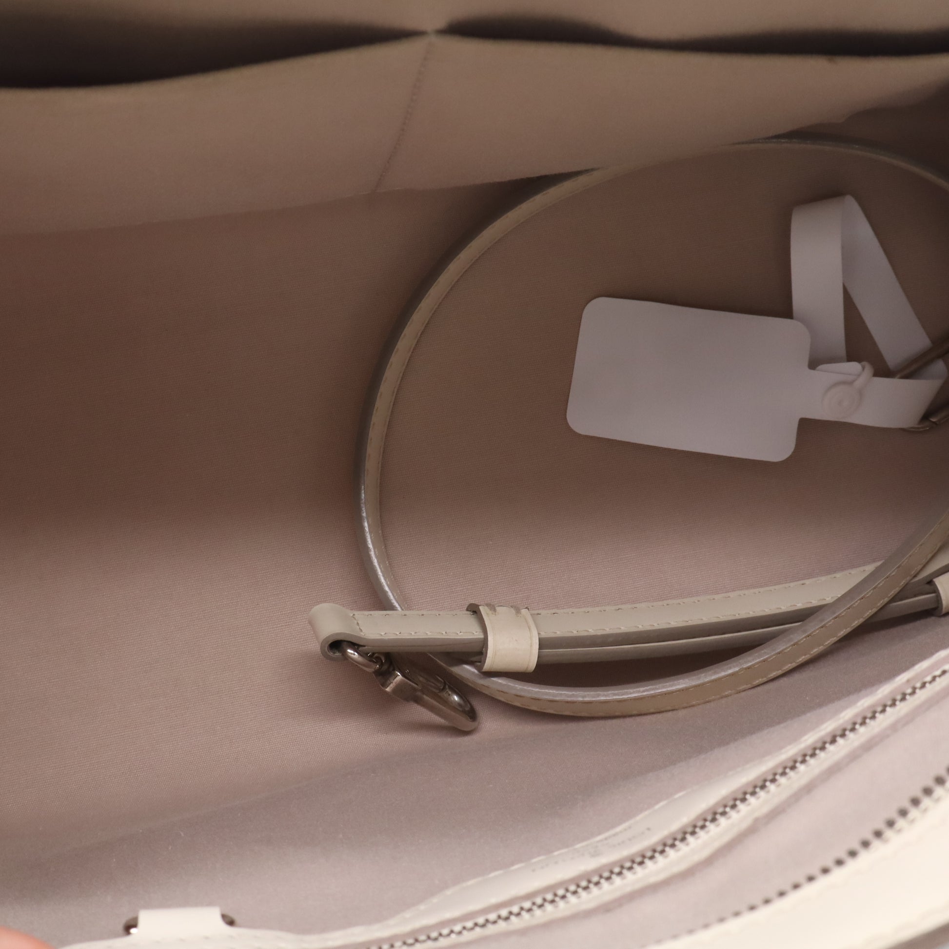 Louis Vuitton White Epi Leather Brea Bag twins B23148