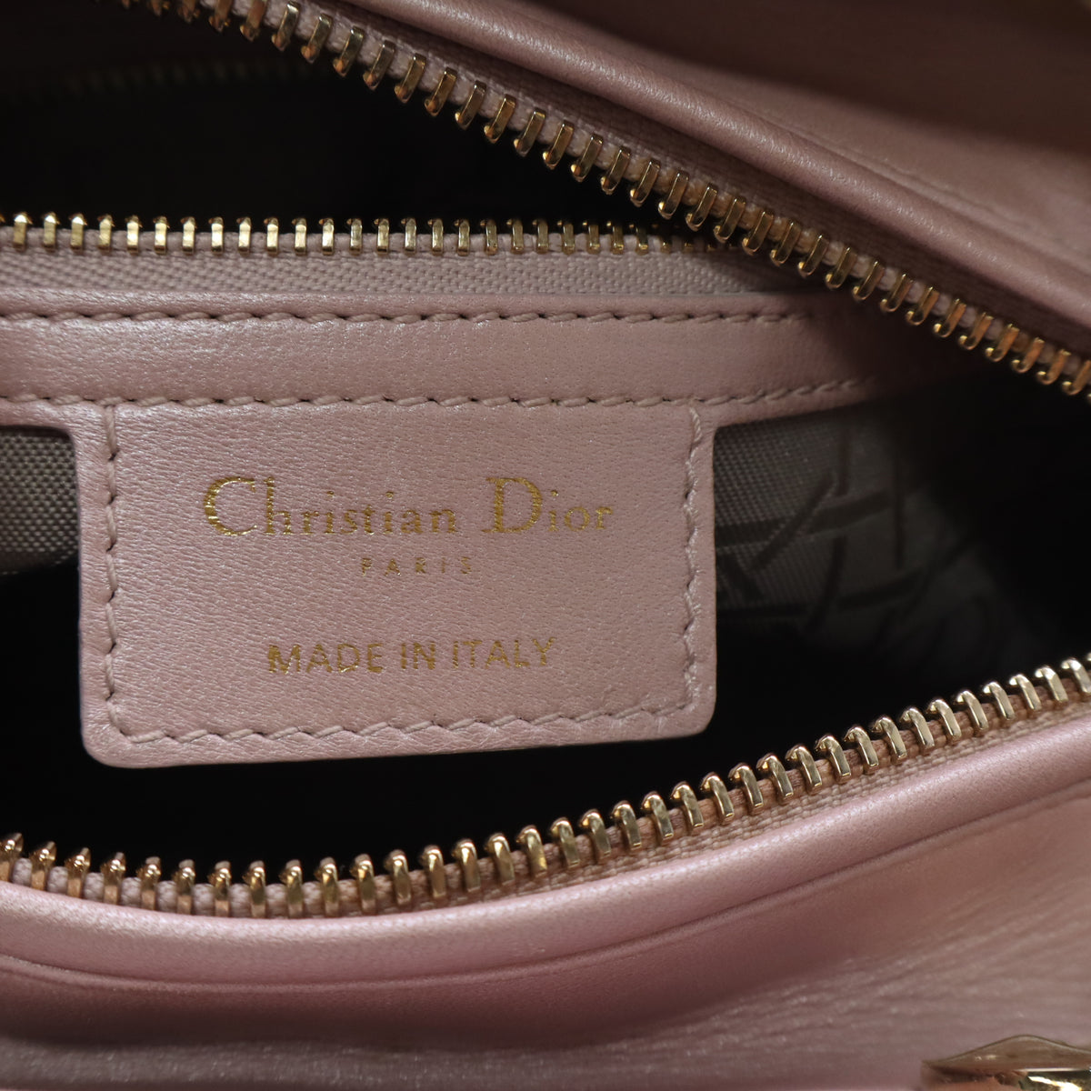 Lambskin Cannage Medium Lady Dior Light Pink B24016