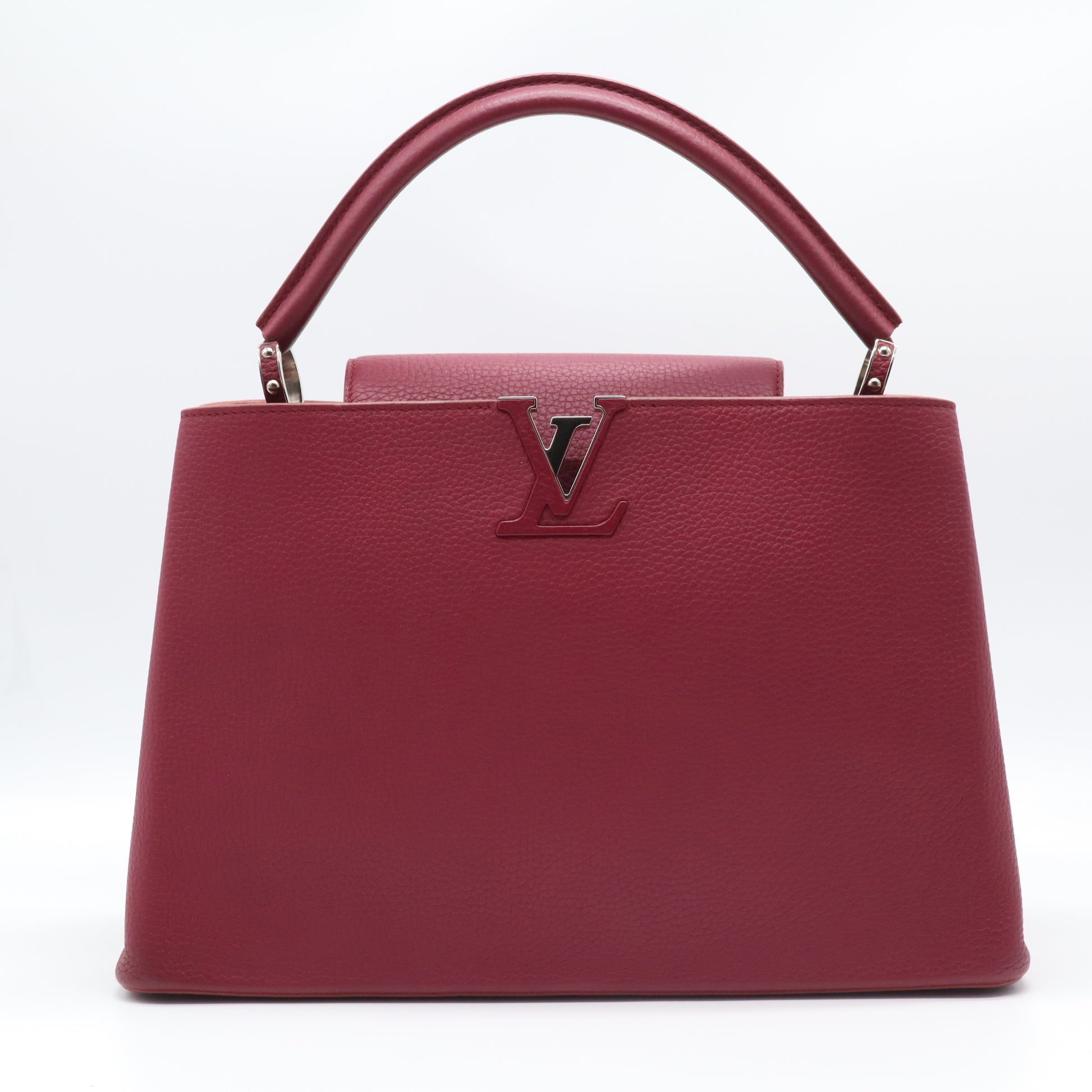 Louis Vuitton Taurillon Capucines MM B22061