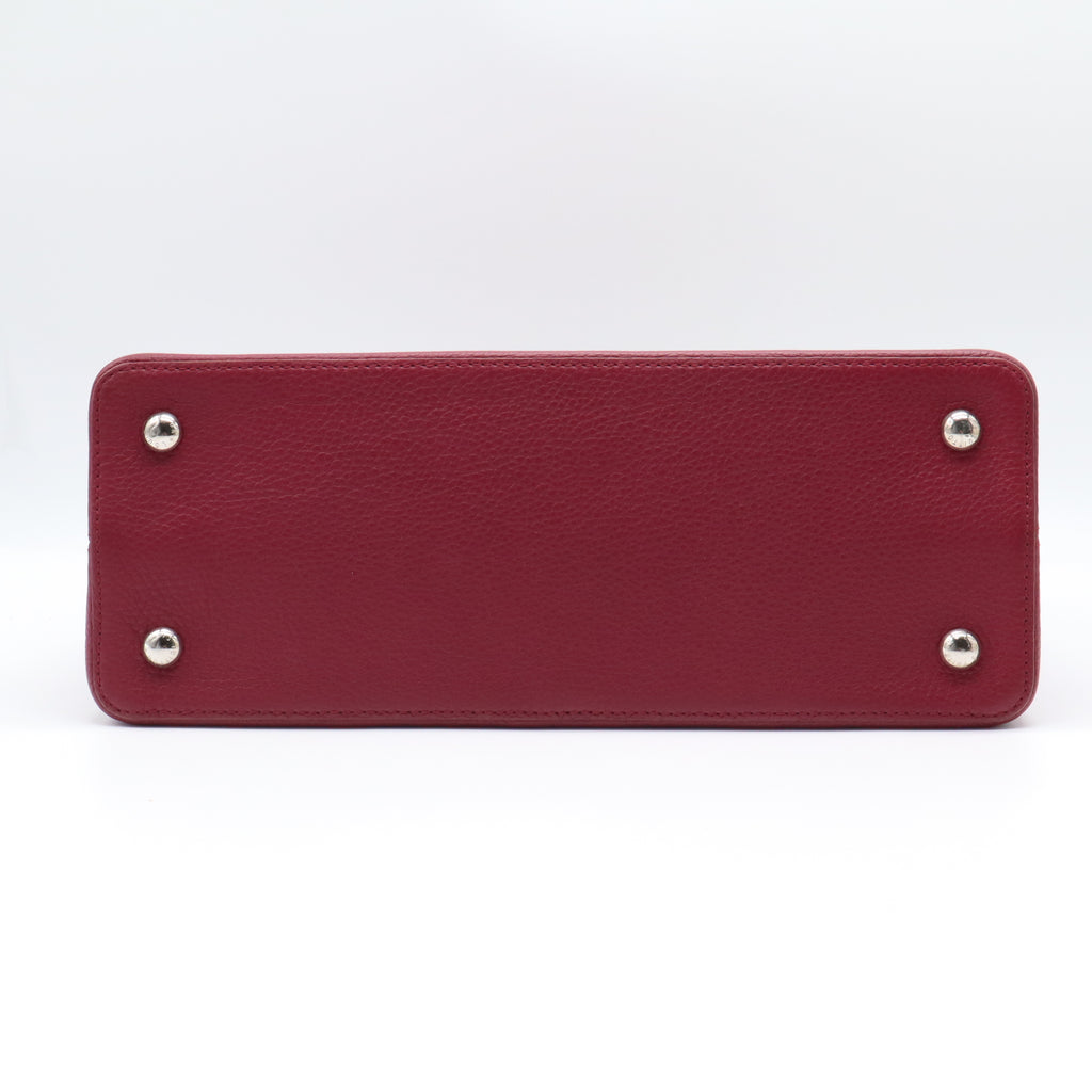 Louis Vuitton Taurillon Capucines MM B22061