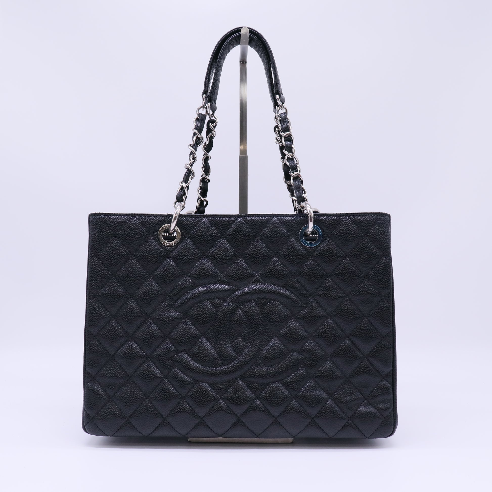 Caviar Quilted Grand Shopping Tote GST Black B22428