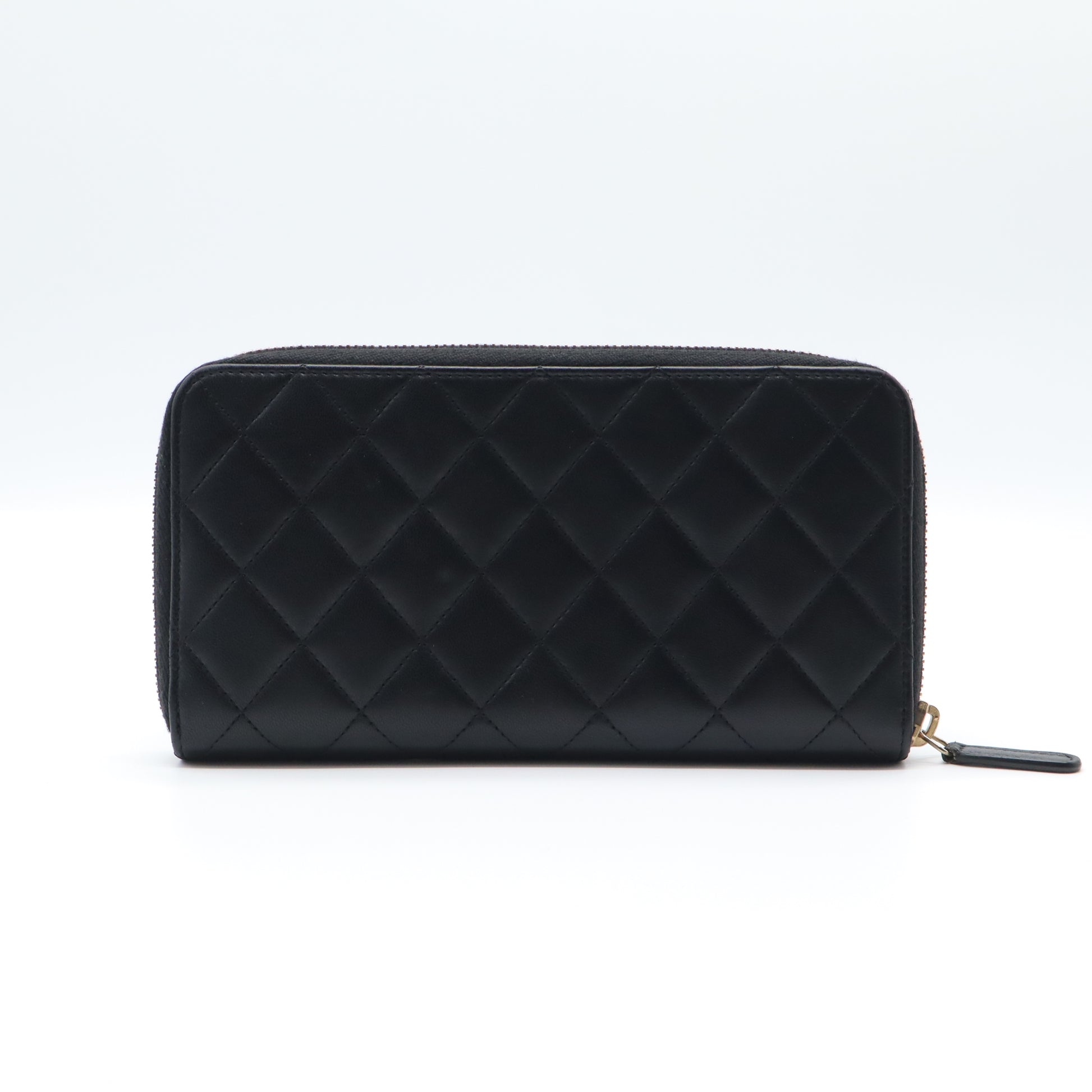 Black Lambskin Leather Trendy CC Large Gusset Zip Around Wallet w/ Box & Authenticity Card W21484