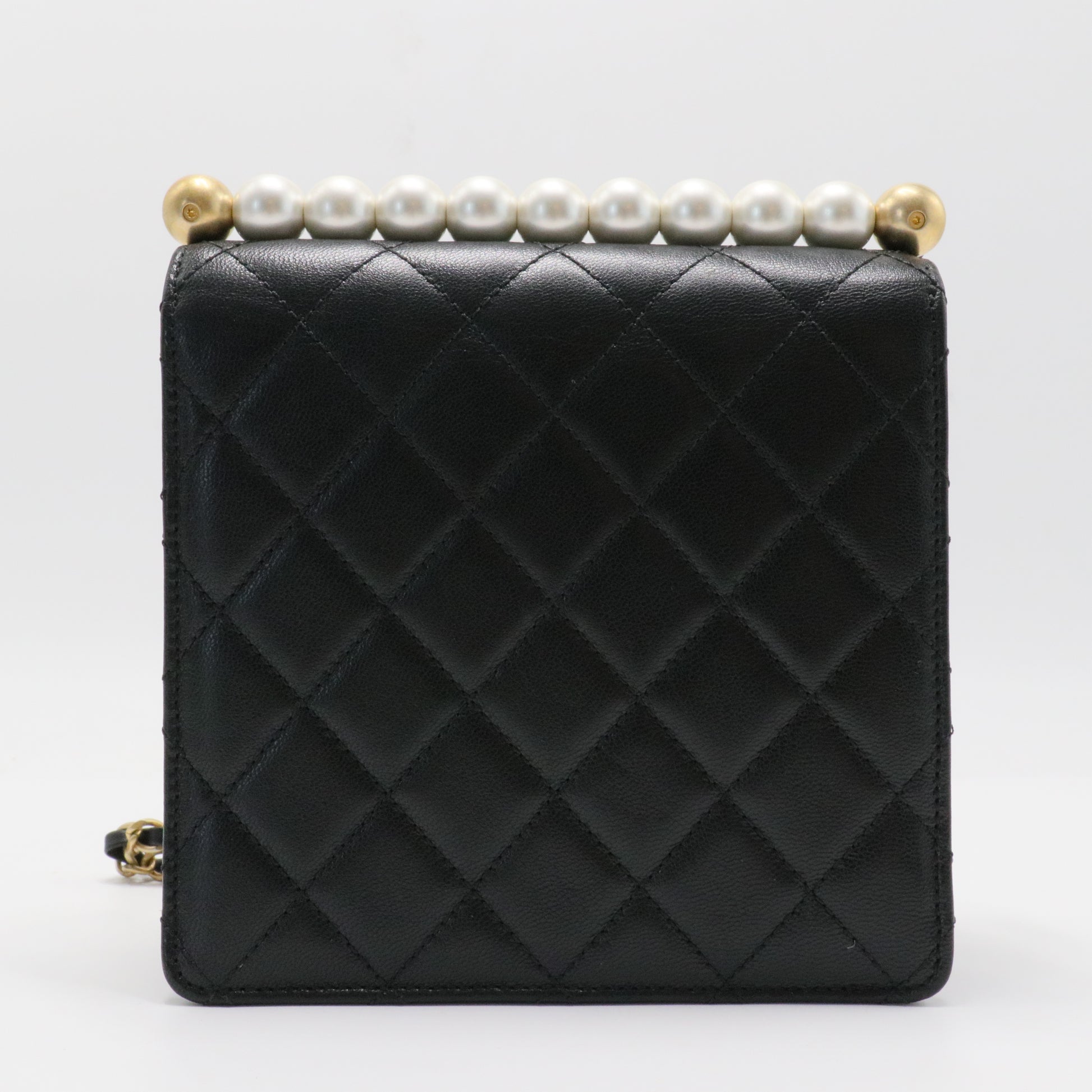 Small Chic Pearls Flap Bag Lambskin