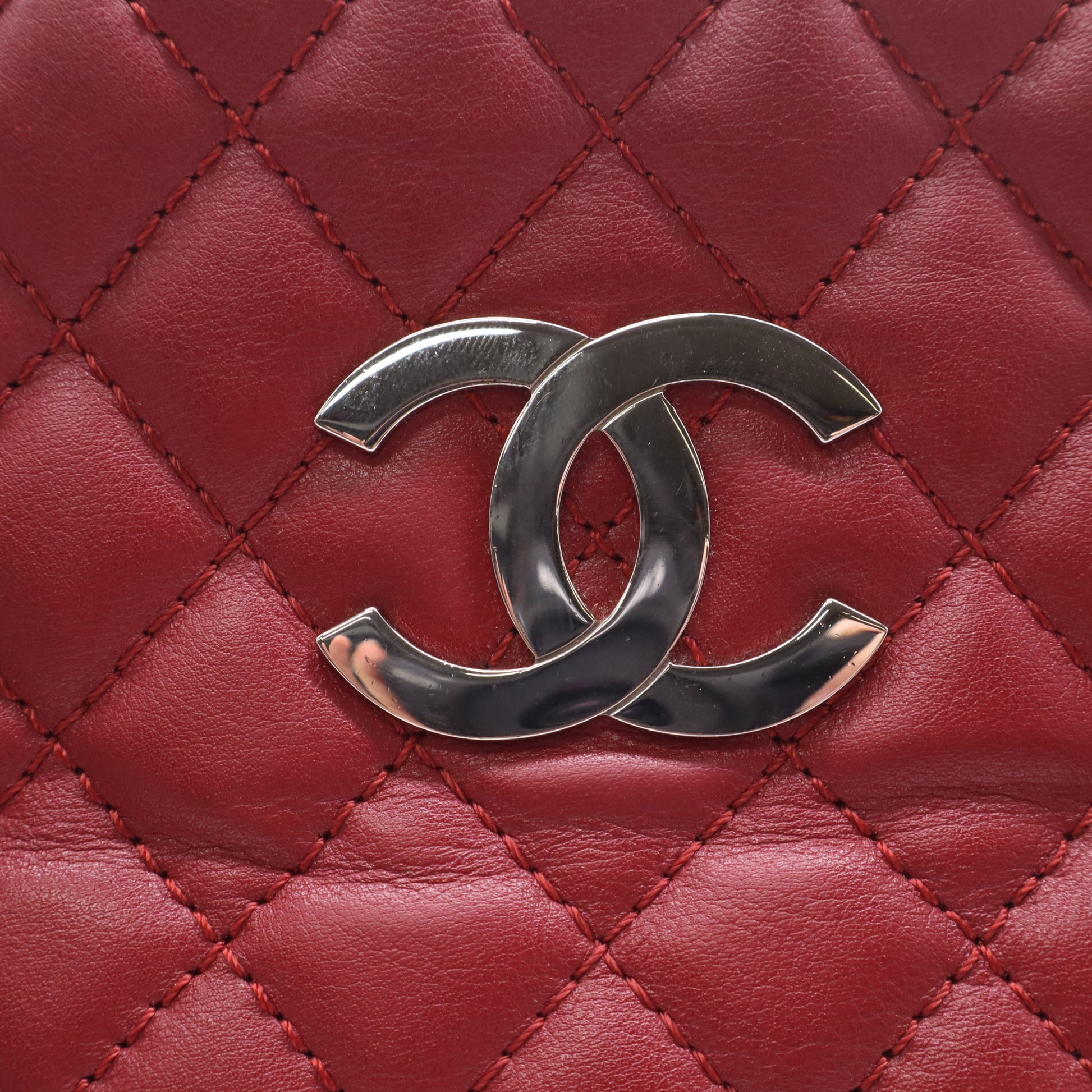 Chanel In The Business North/South Tote twins B23468